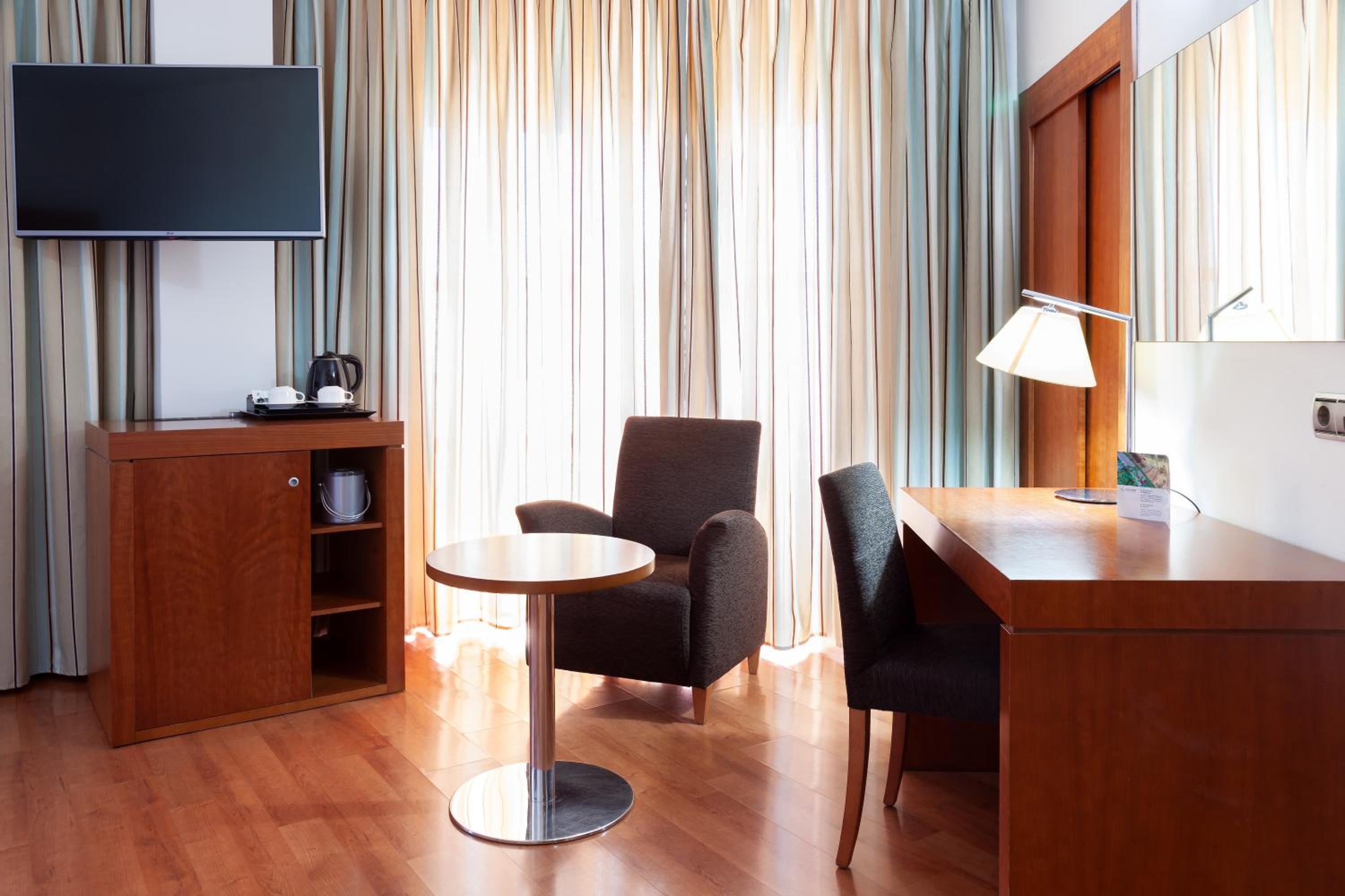 Superior Double Room - Photo 1