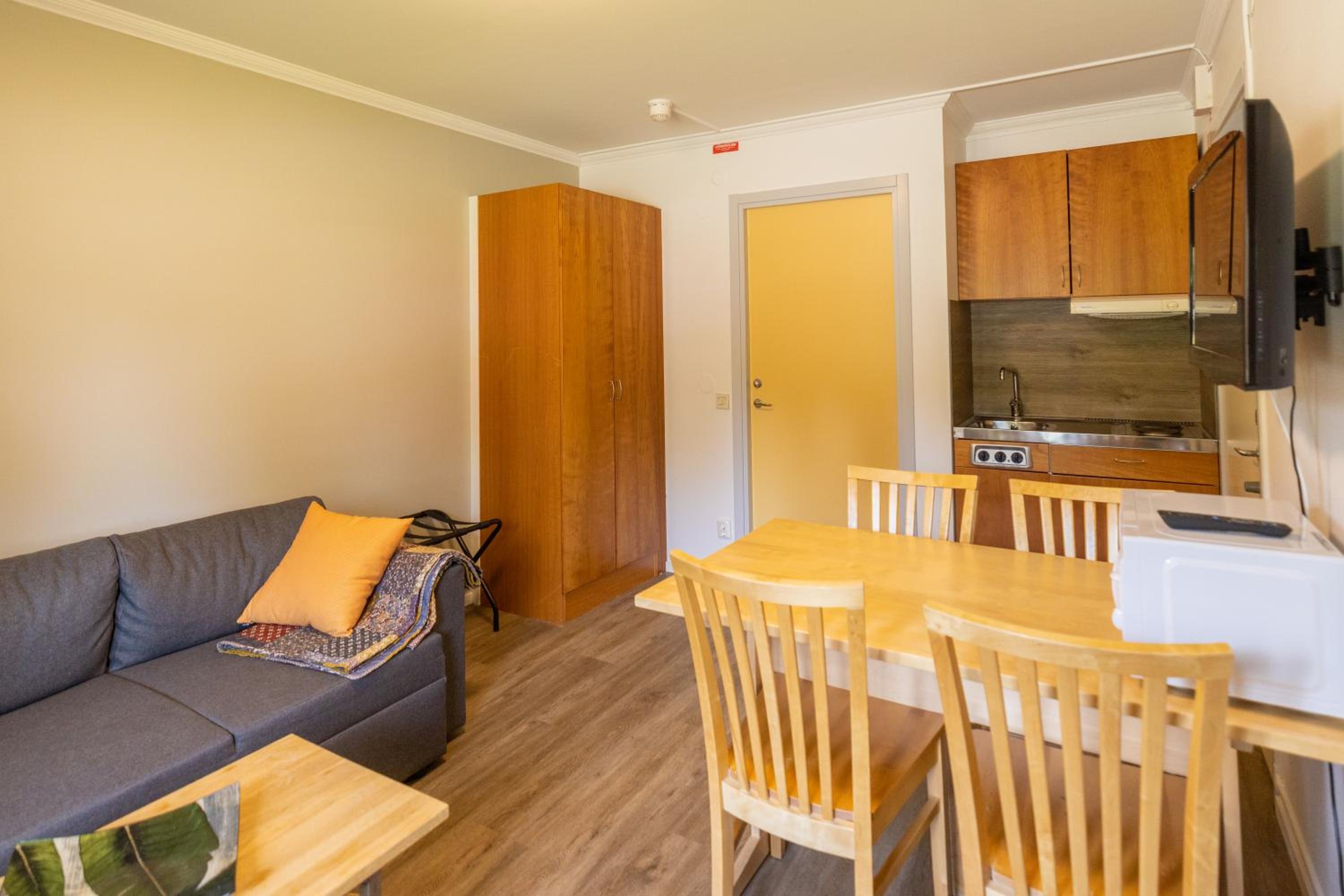 Apartment - Self Catering - Photo 7