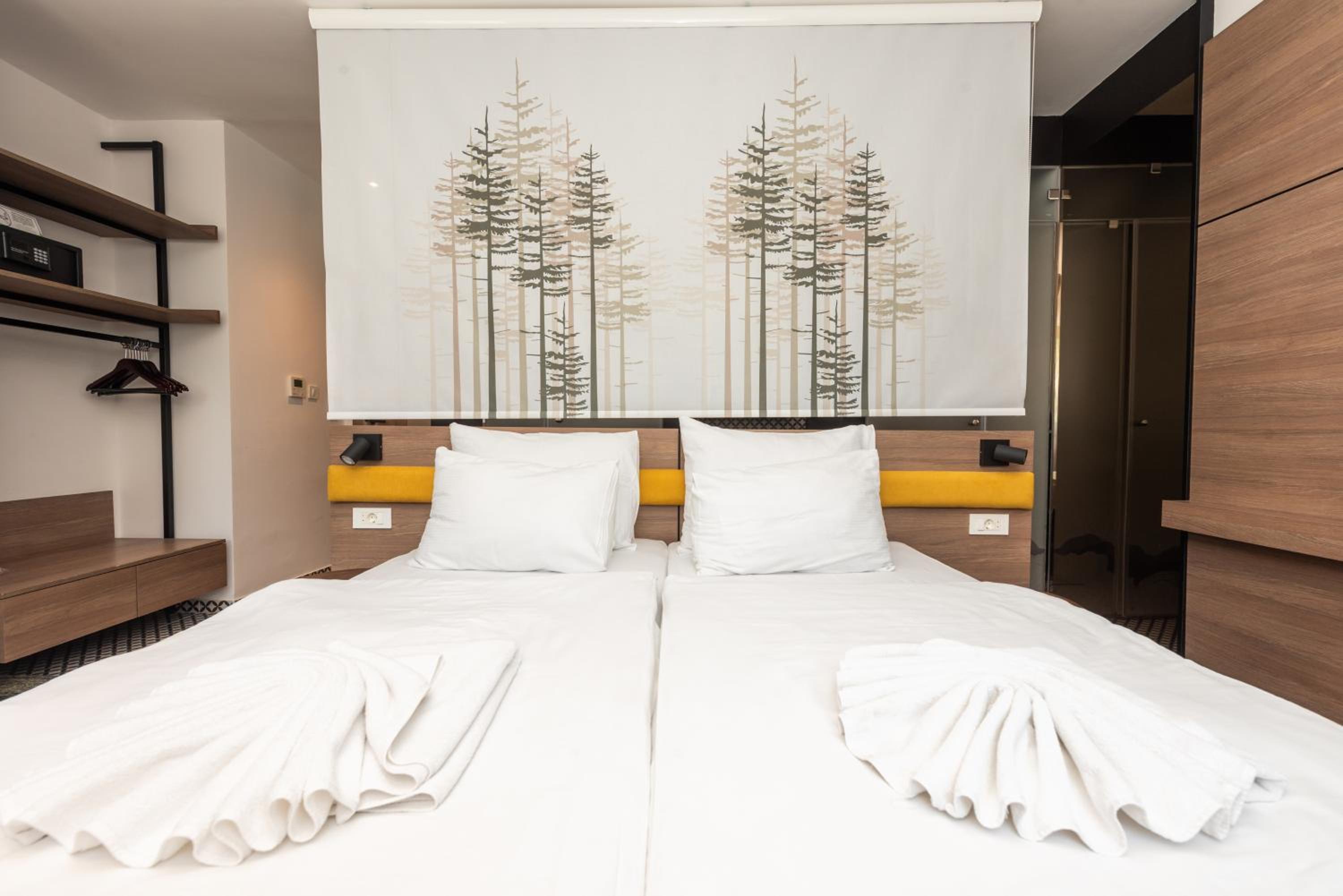 Deluxe Double or Twin Room with Garden View - Photo 6
