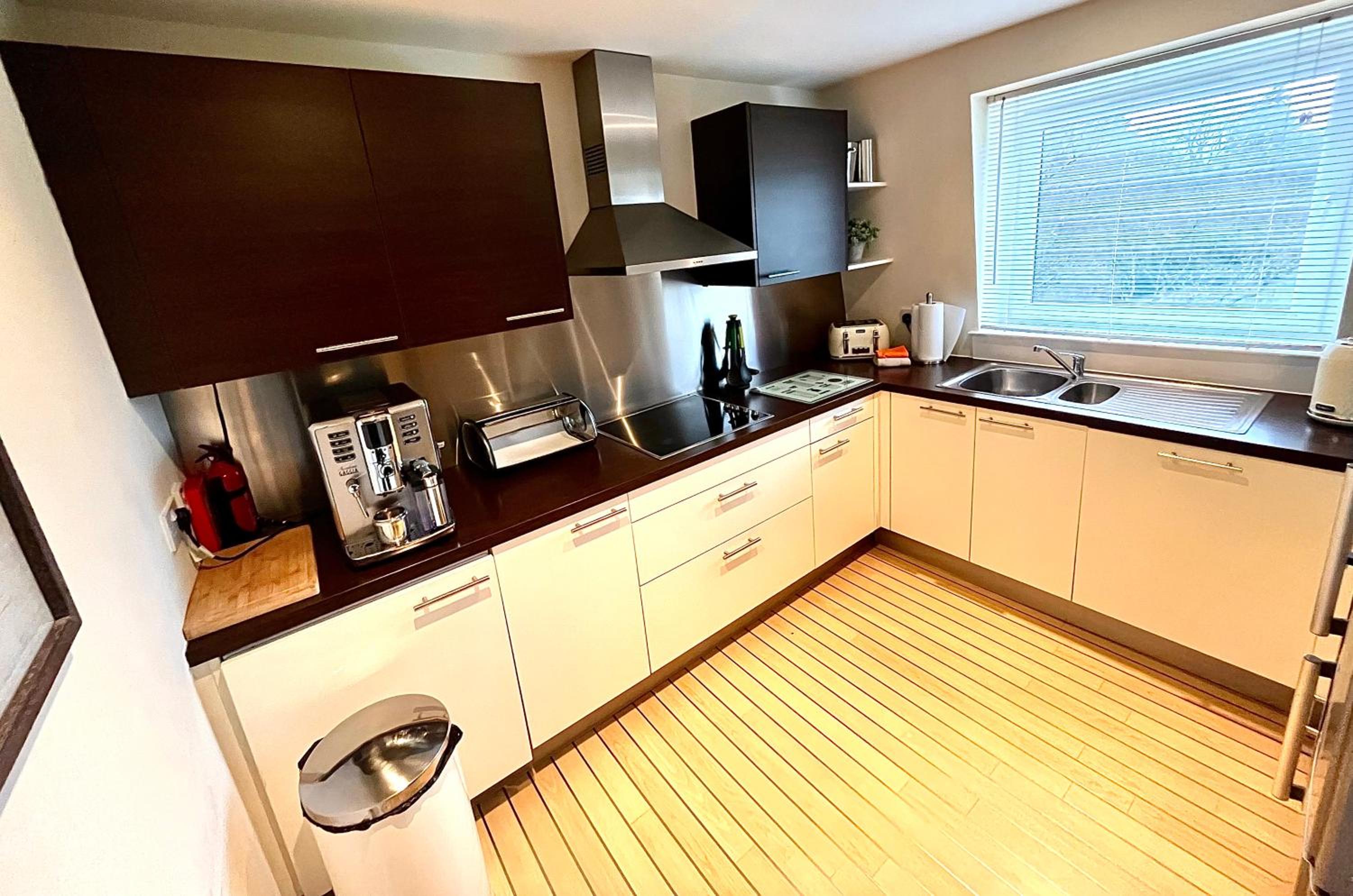 Penthouse Apartment photo 2