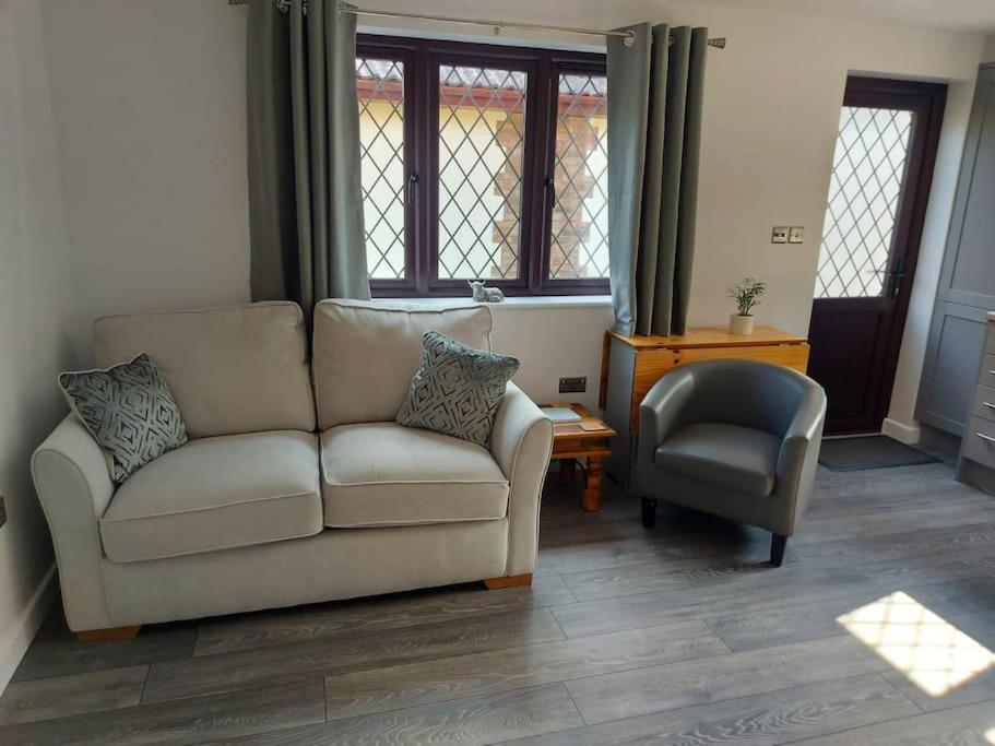 One-Bedroom House photo 3