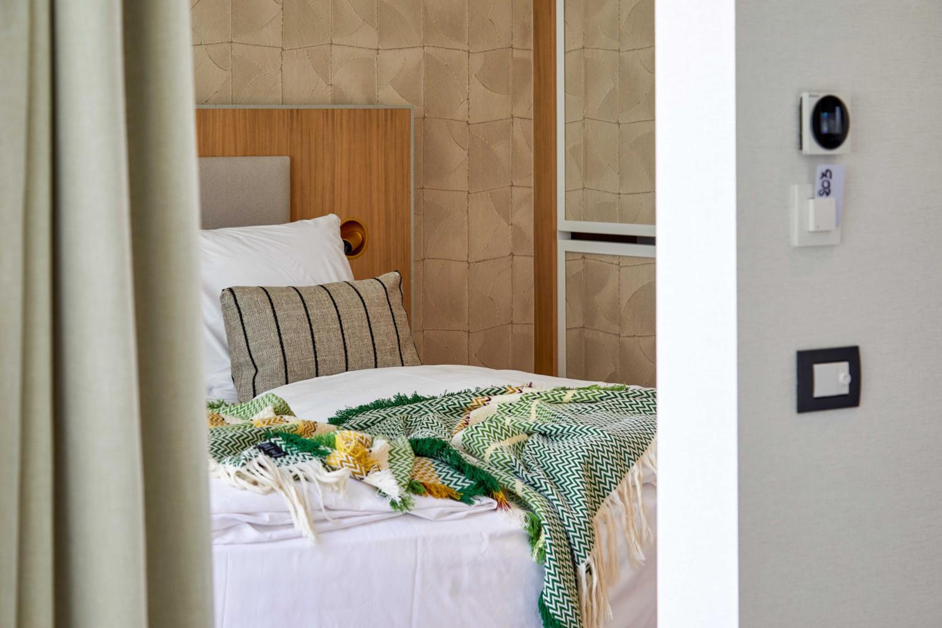 King Suite with Pool View photo 3