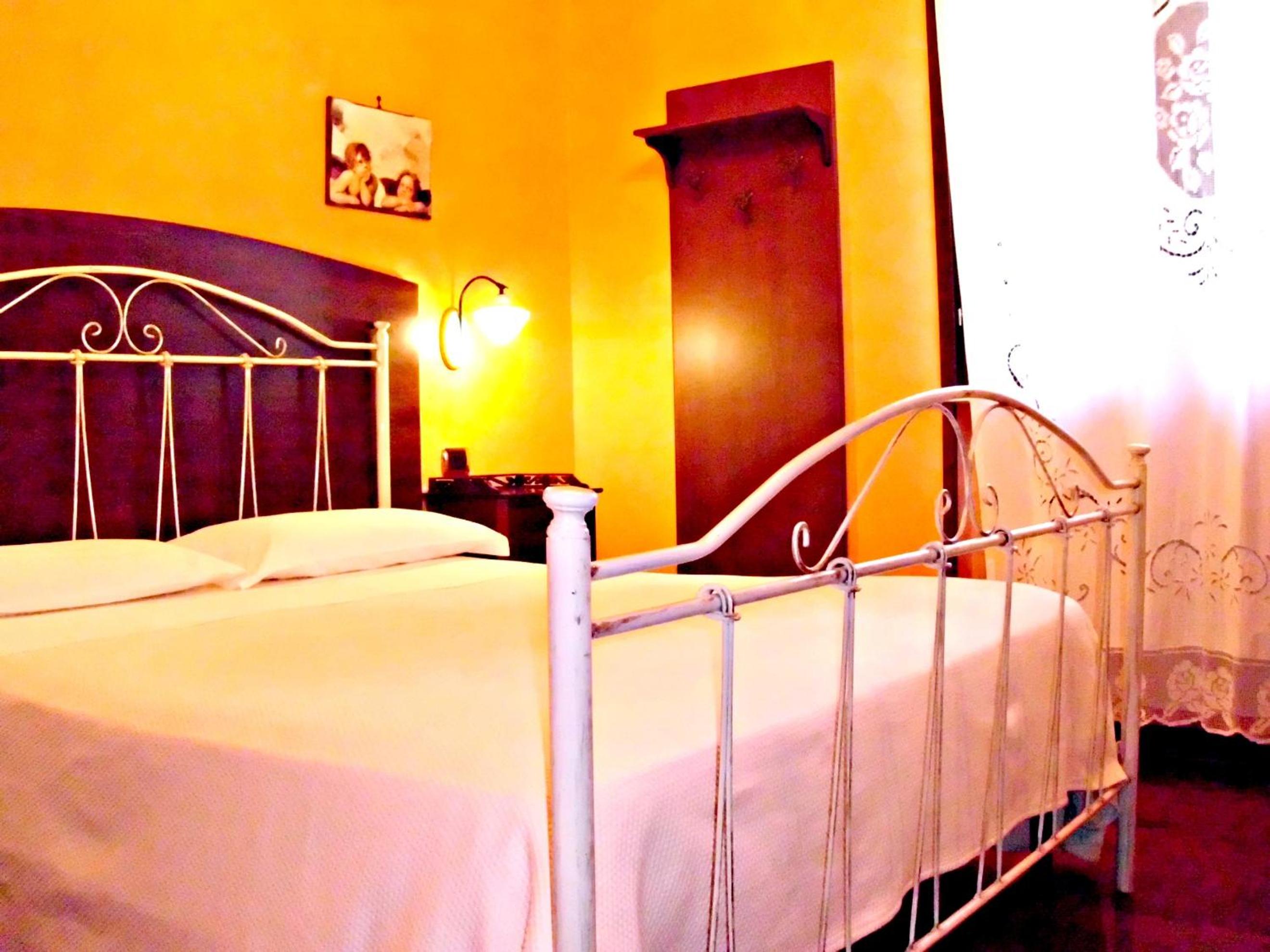 Economy Double Room With Private External Bathroom photo 1