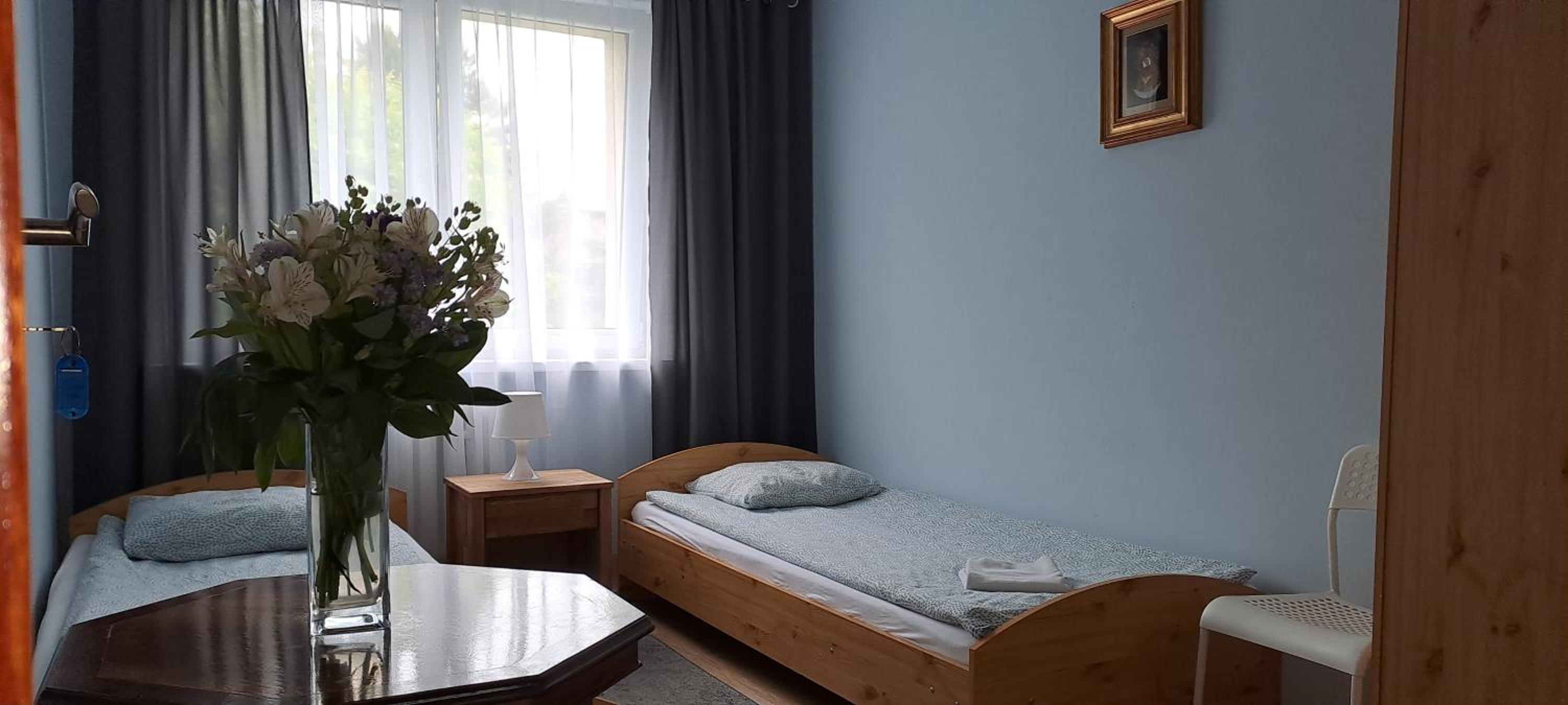 Small Double Room - Photo 3