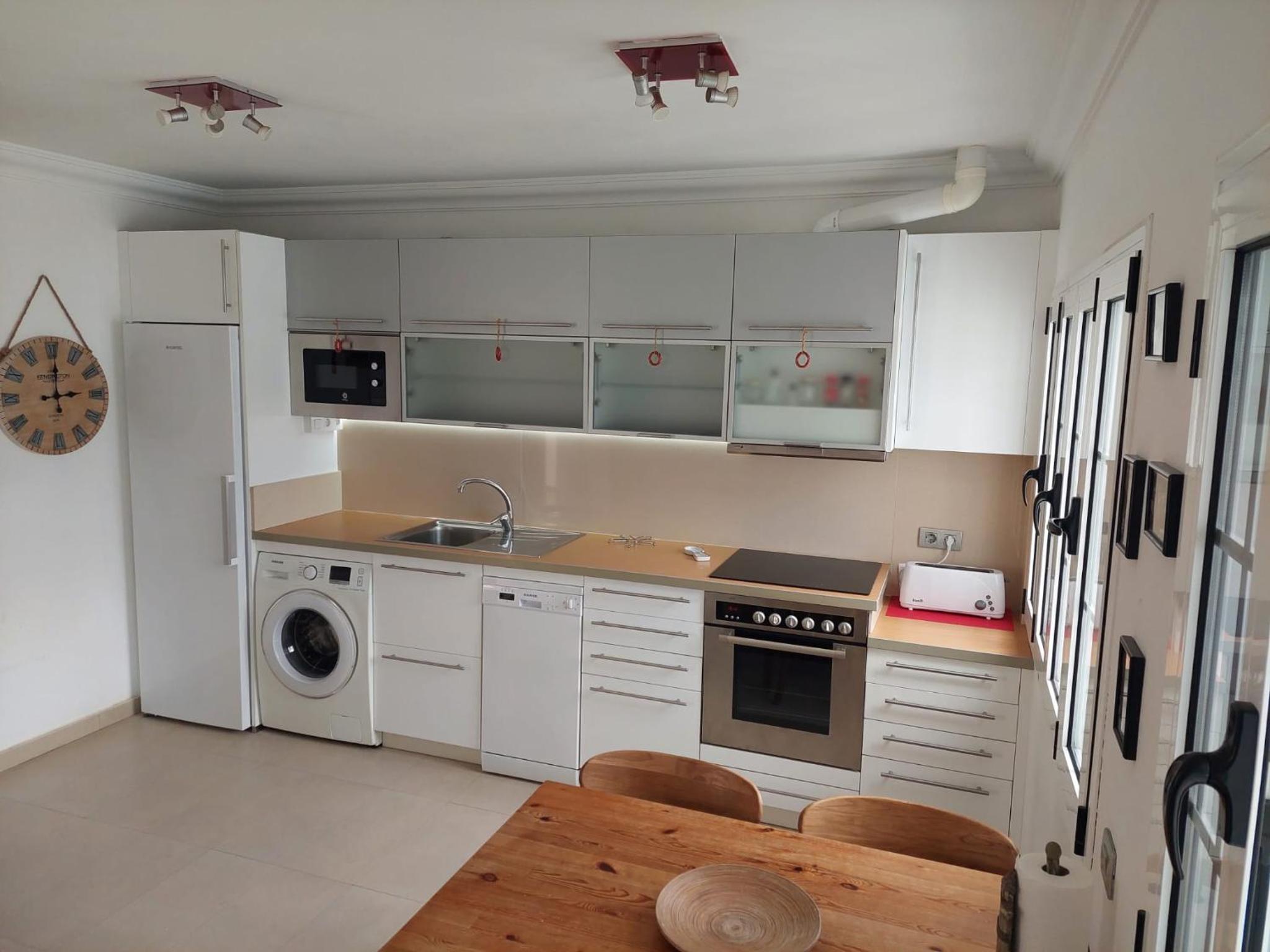 Three-Bedroom Apartment - Photo 13