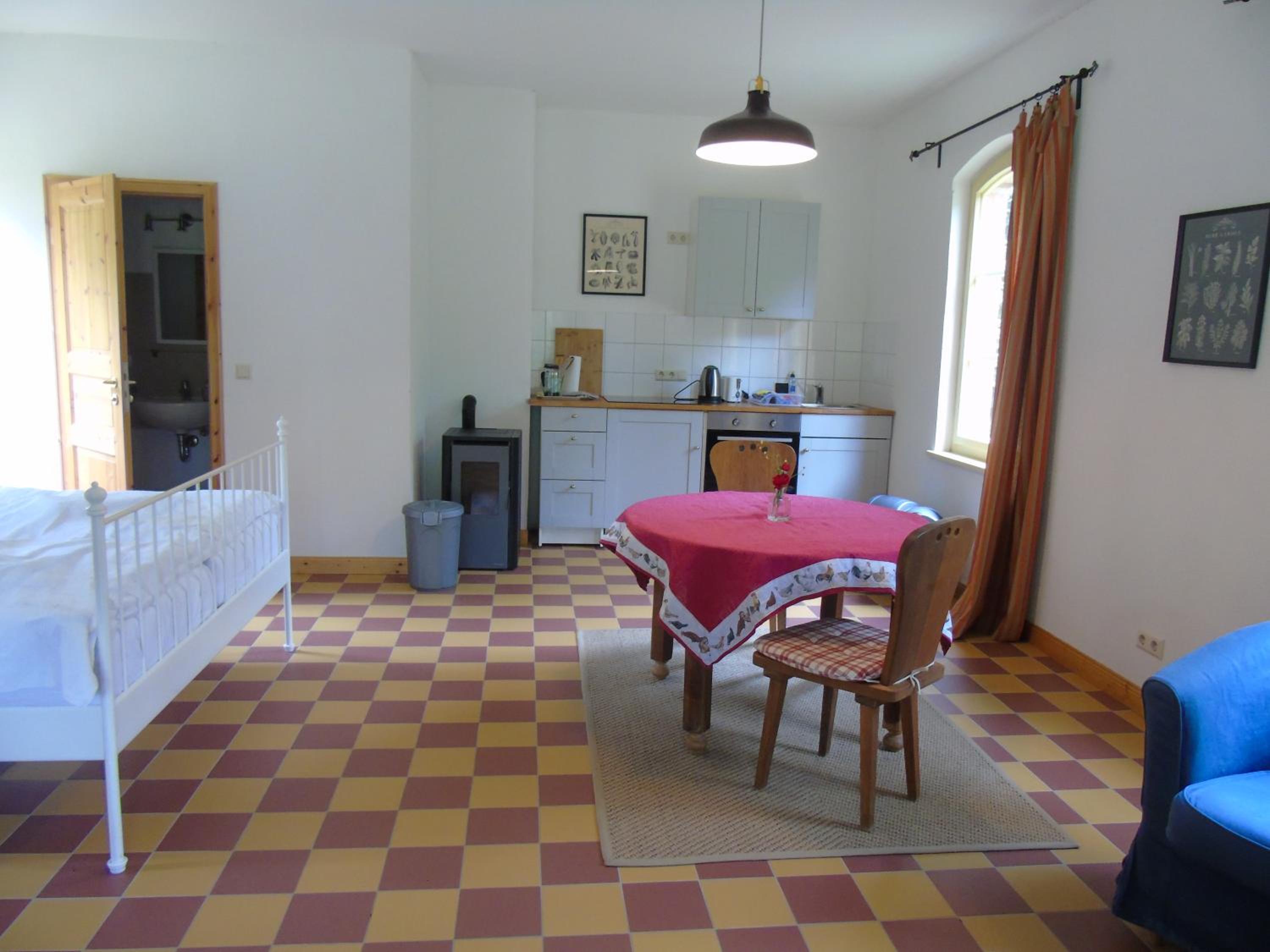 One-Bedroom House photo 1