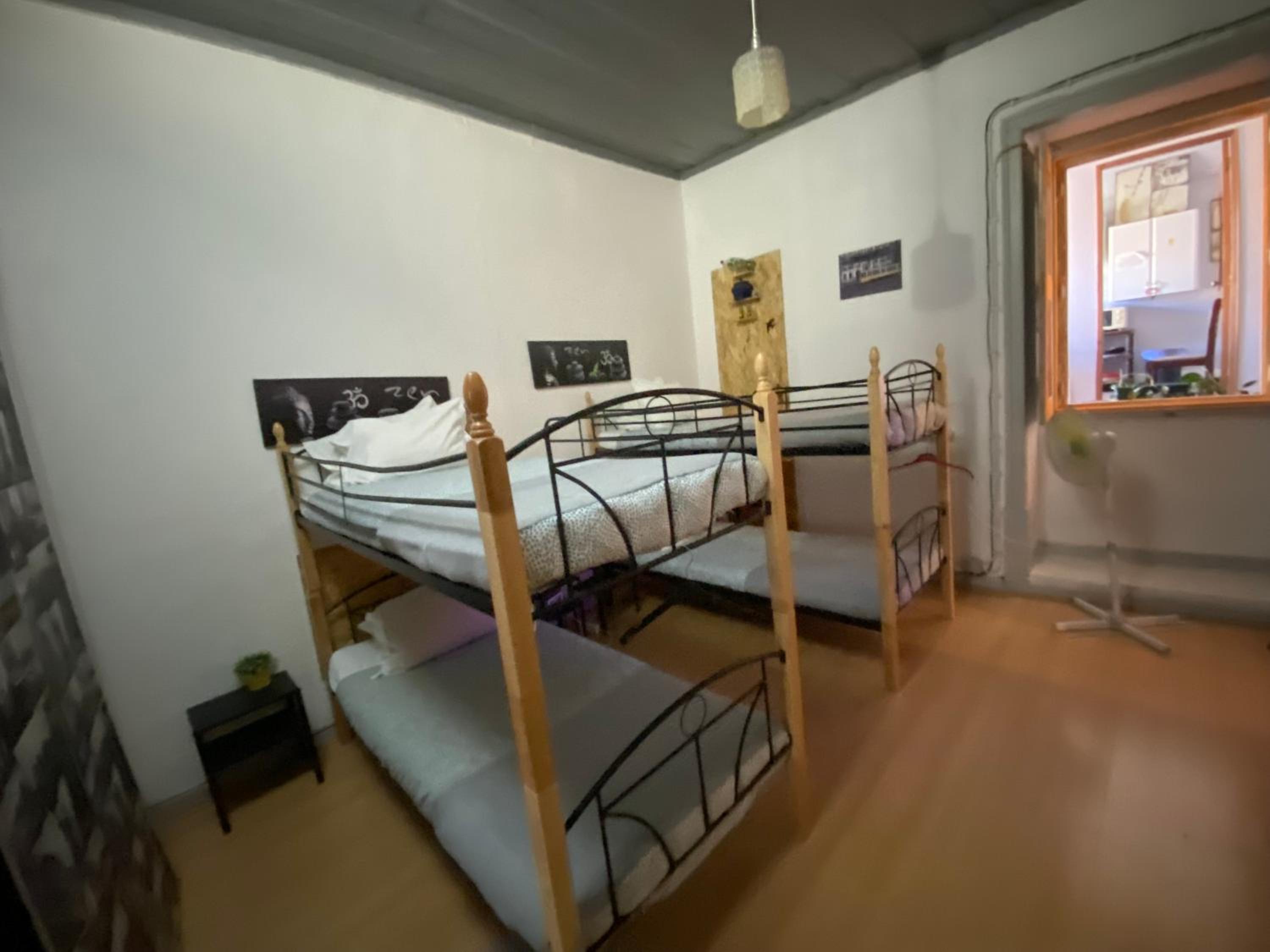 Quadruple Room with Shared Bathroom photo 1