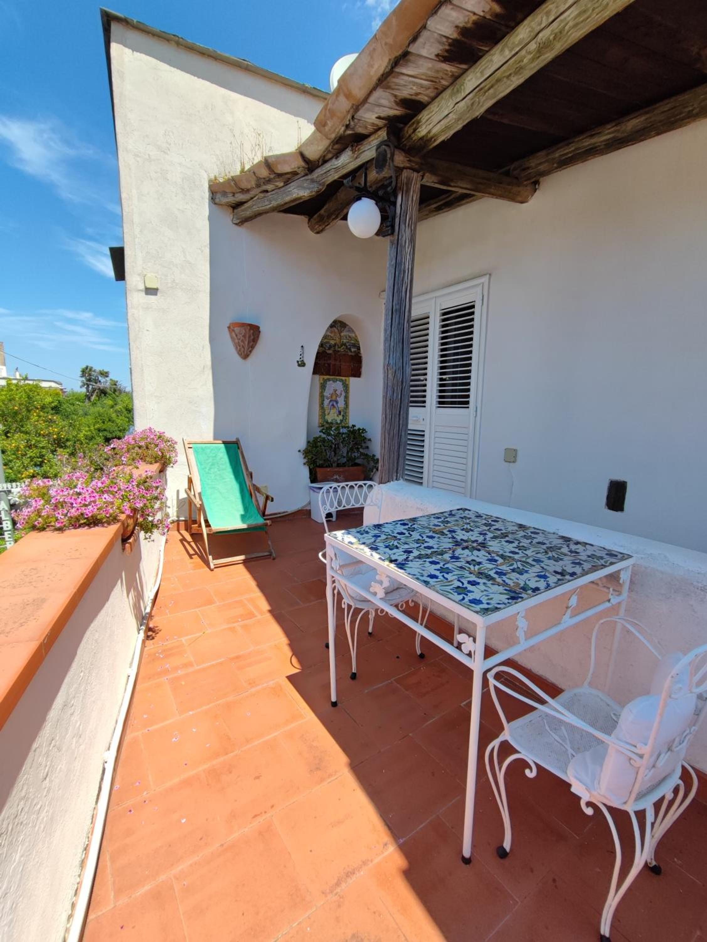 Double Room with Sea View - Photo 23