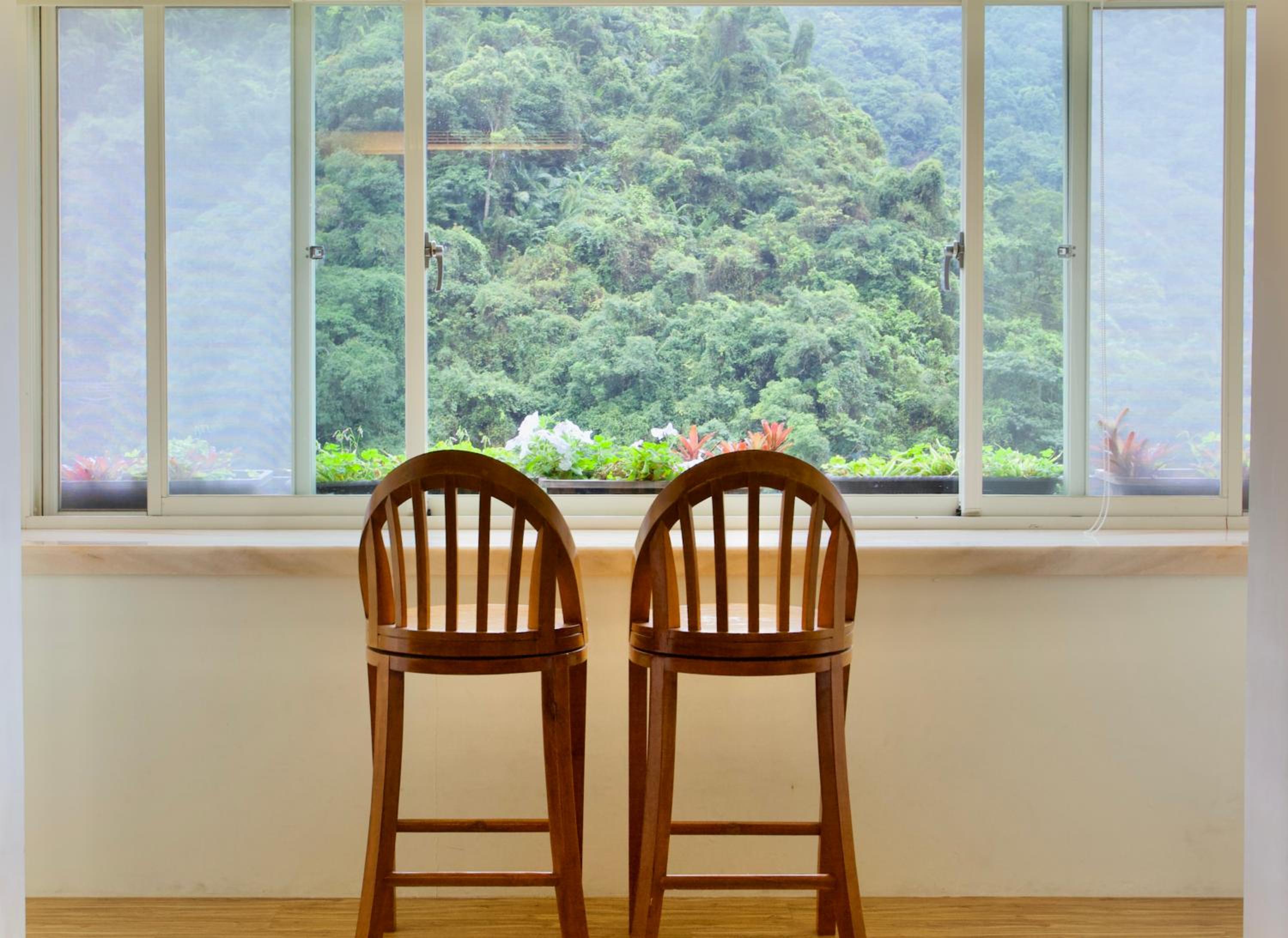 Quadruple Room with Mountain View photo 3