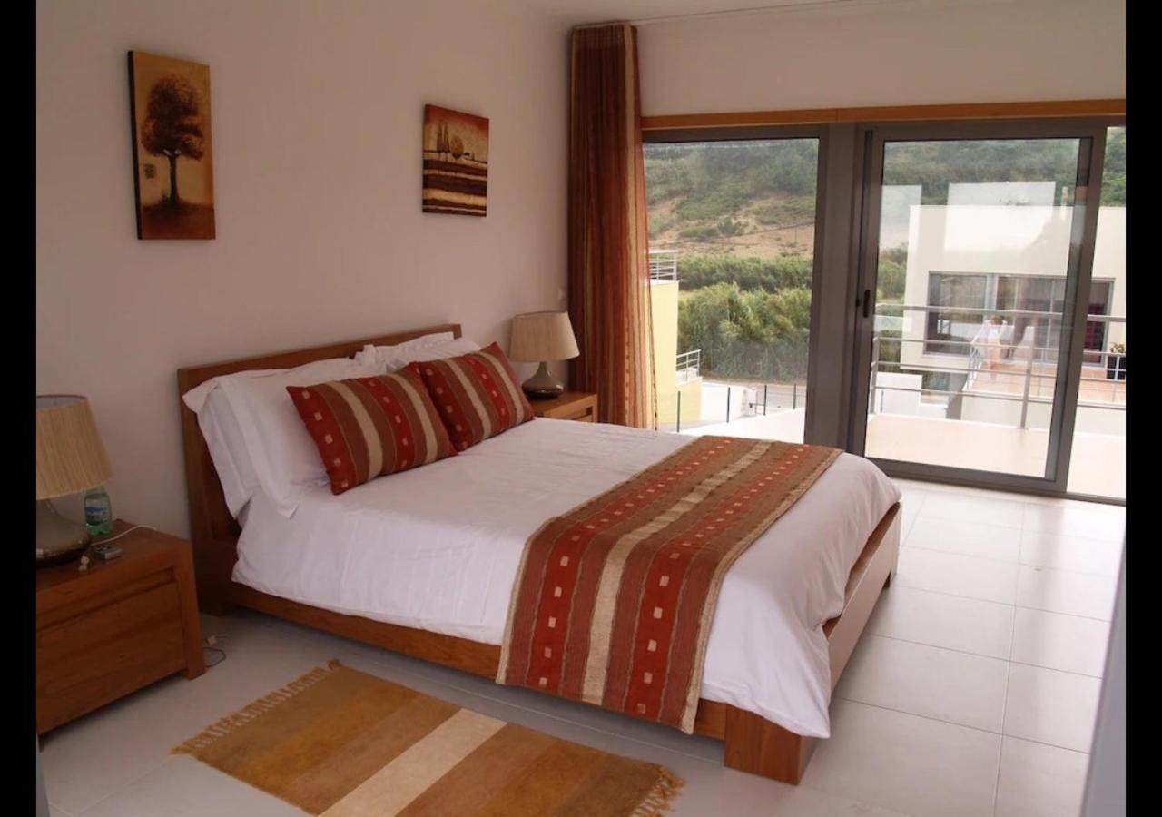 Villa photo 1
