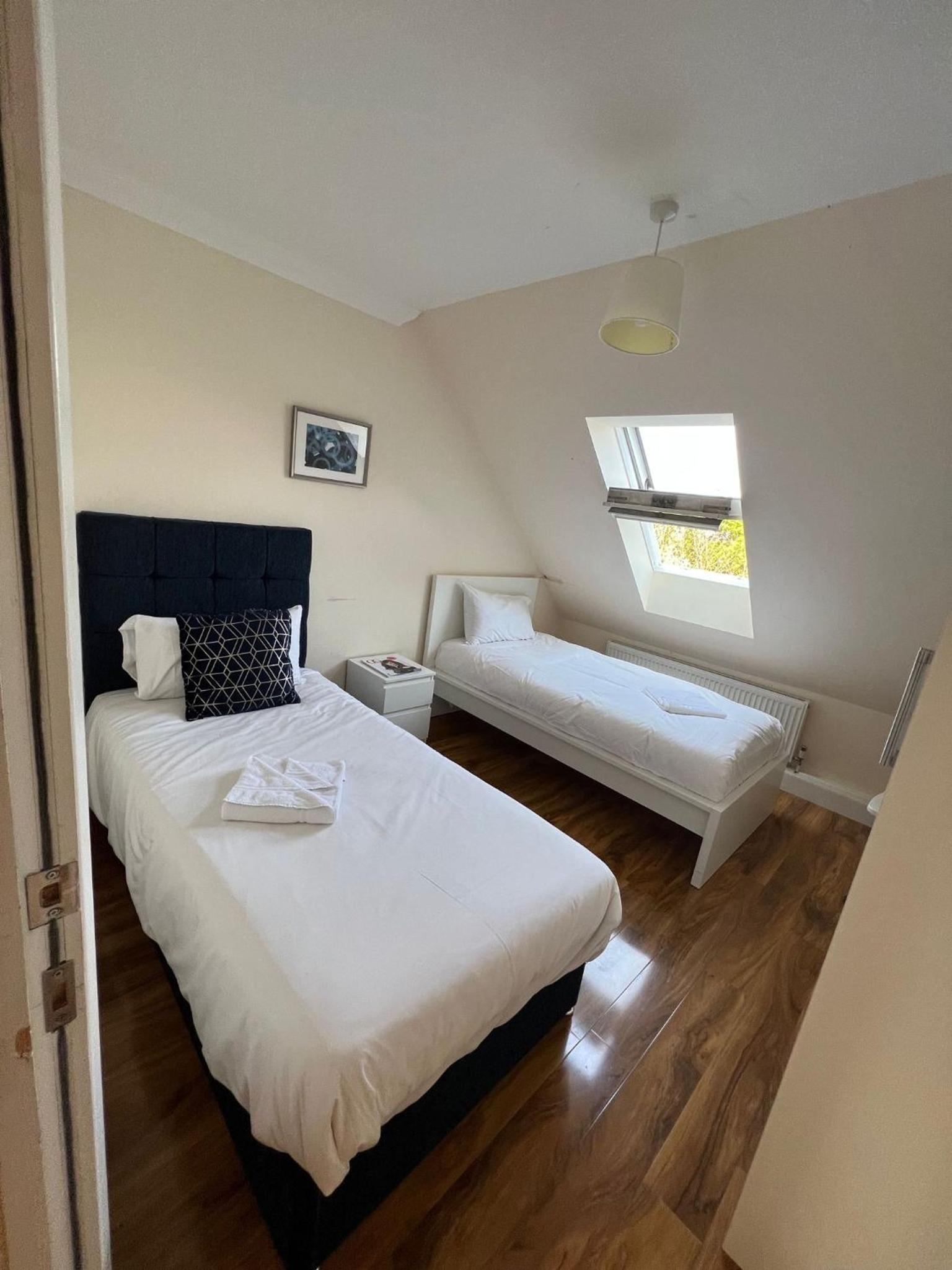 Deluxe Double or Twin Room photo 3