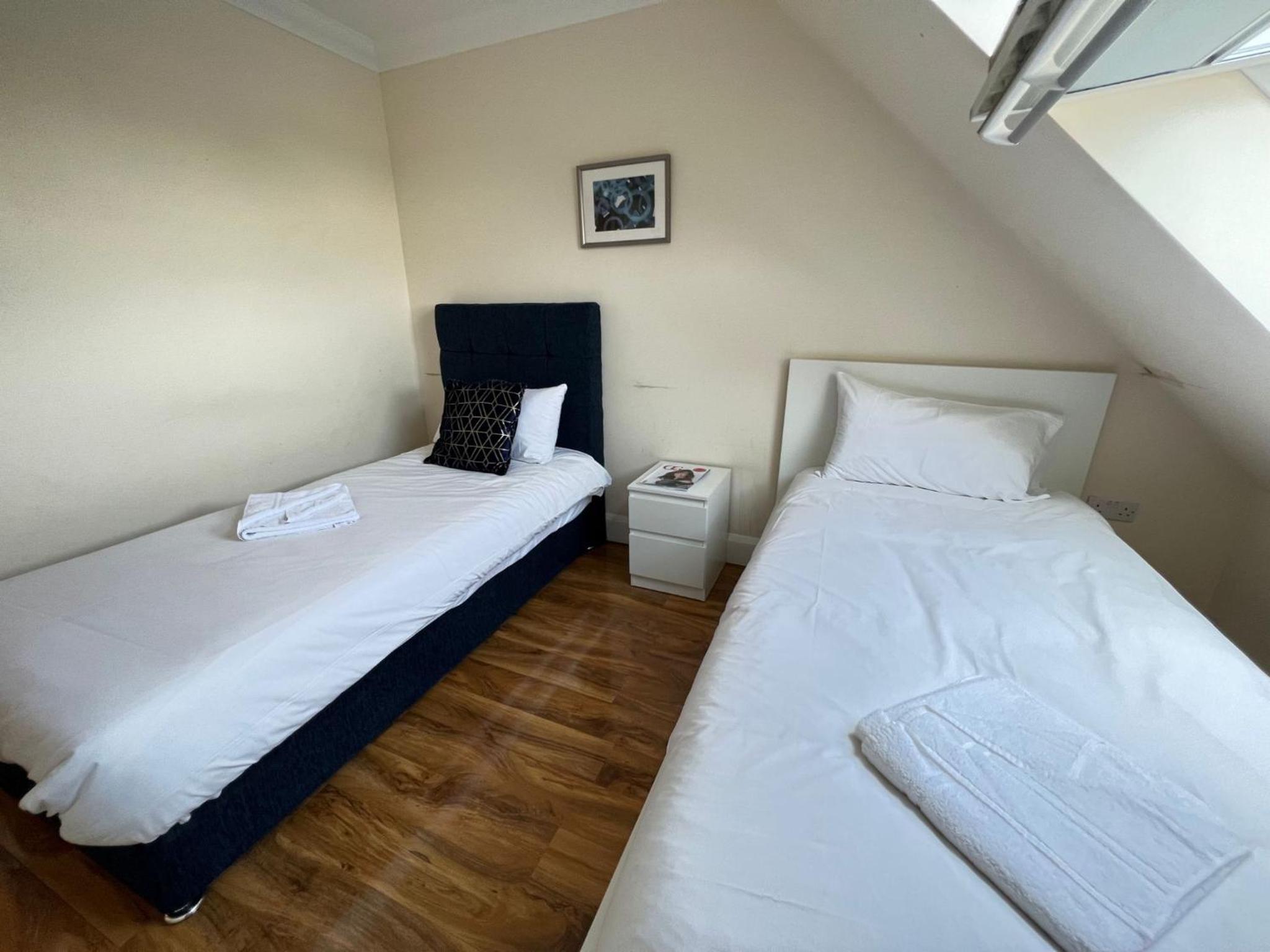Deluxe Double or Twin Room photo 2