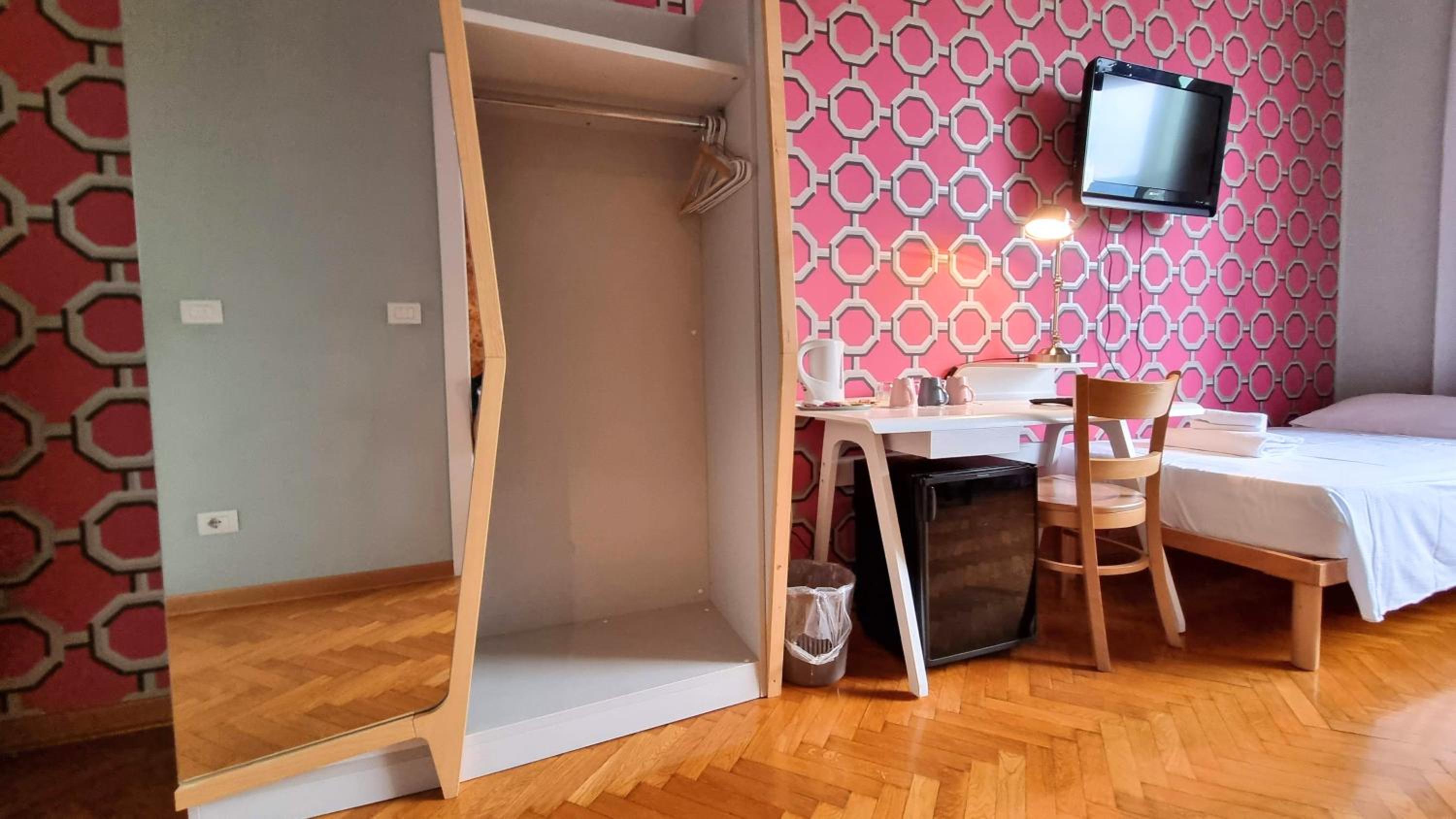 Comfort Triple Room with Shower photo 2