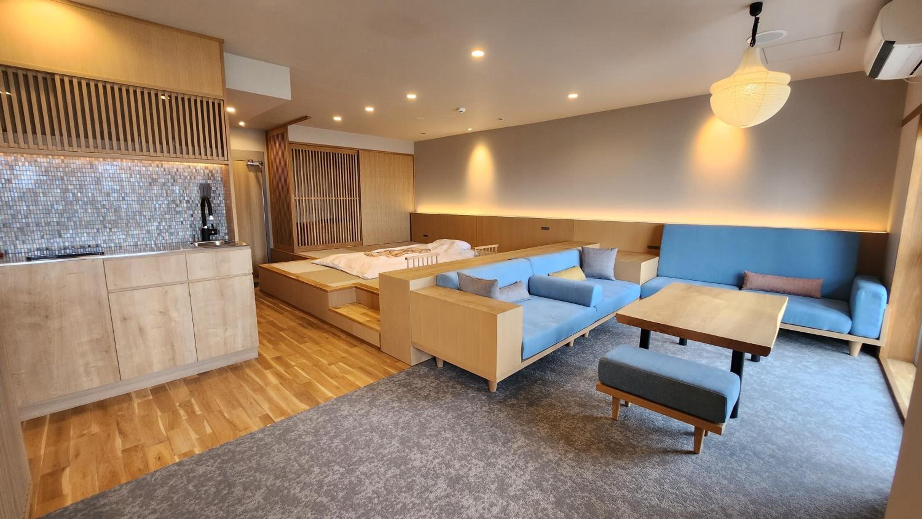 Premium Modern Japanese-Style Room Nonsmoking 7th Floor 48㎡ photo 3