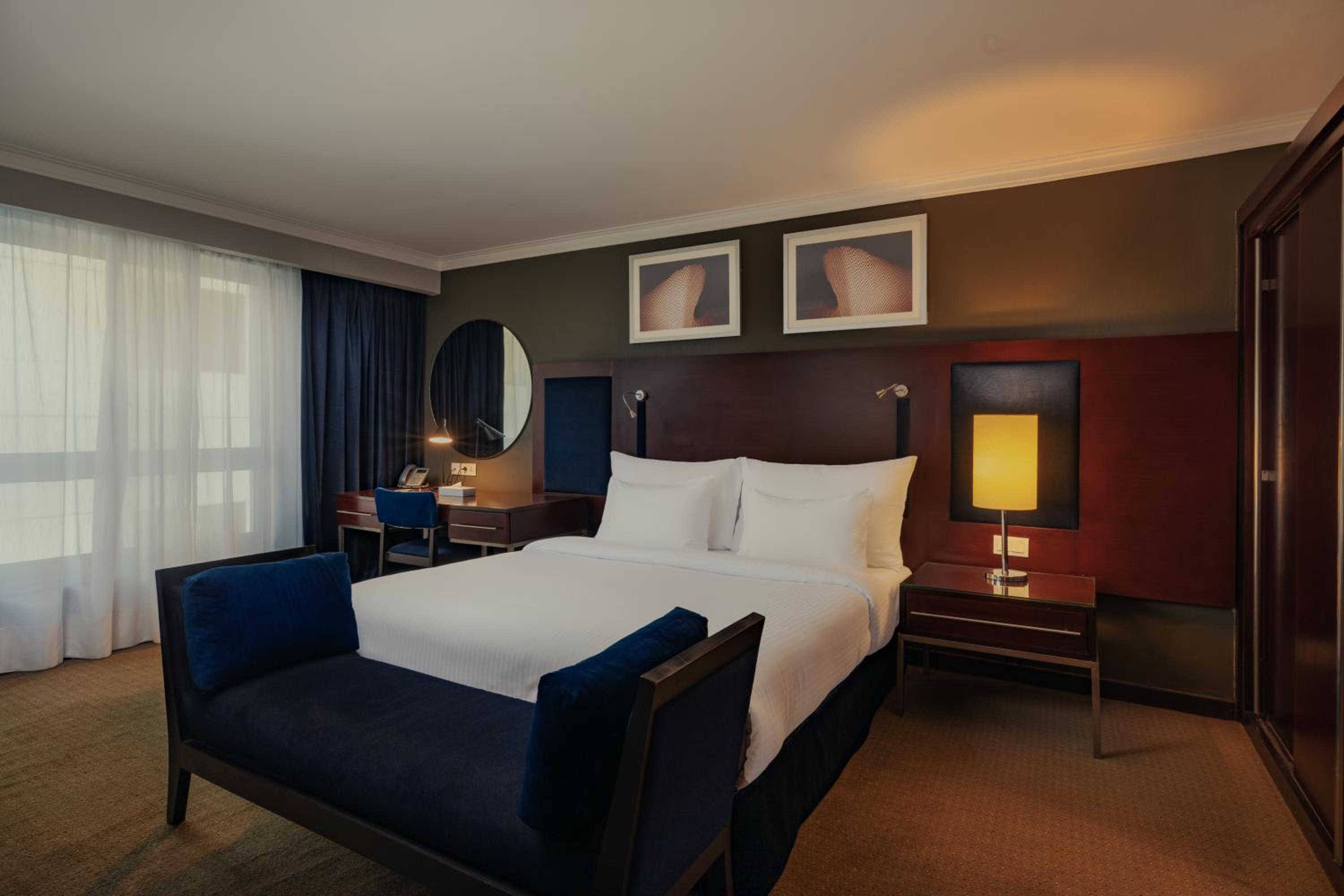 Diplomatic Suite thumbnail 6
