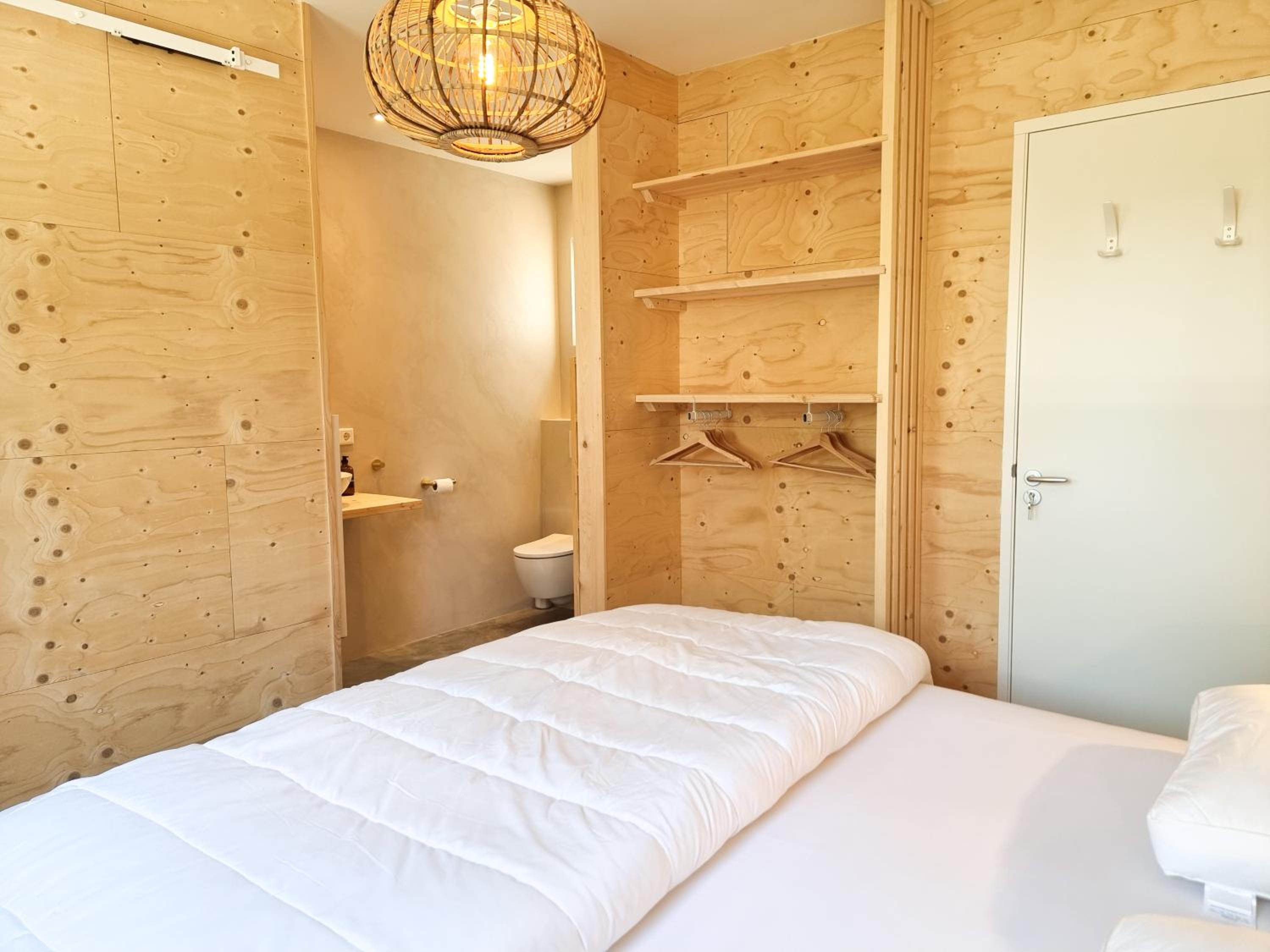 One-Bedroom House photo 1