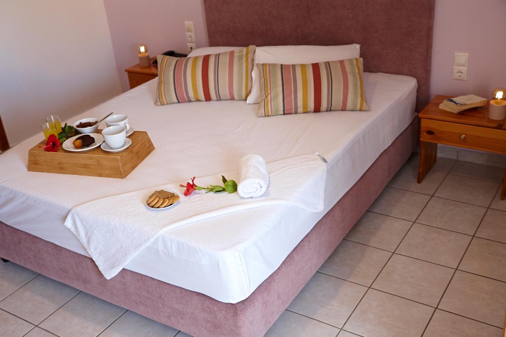 Triple Room with Balcony - Photo 3