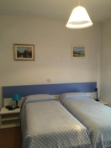 Triple Room with Sea View - Photo 10