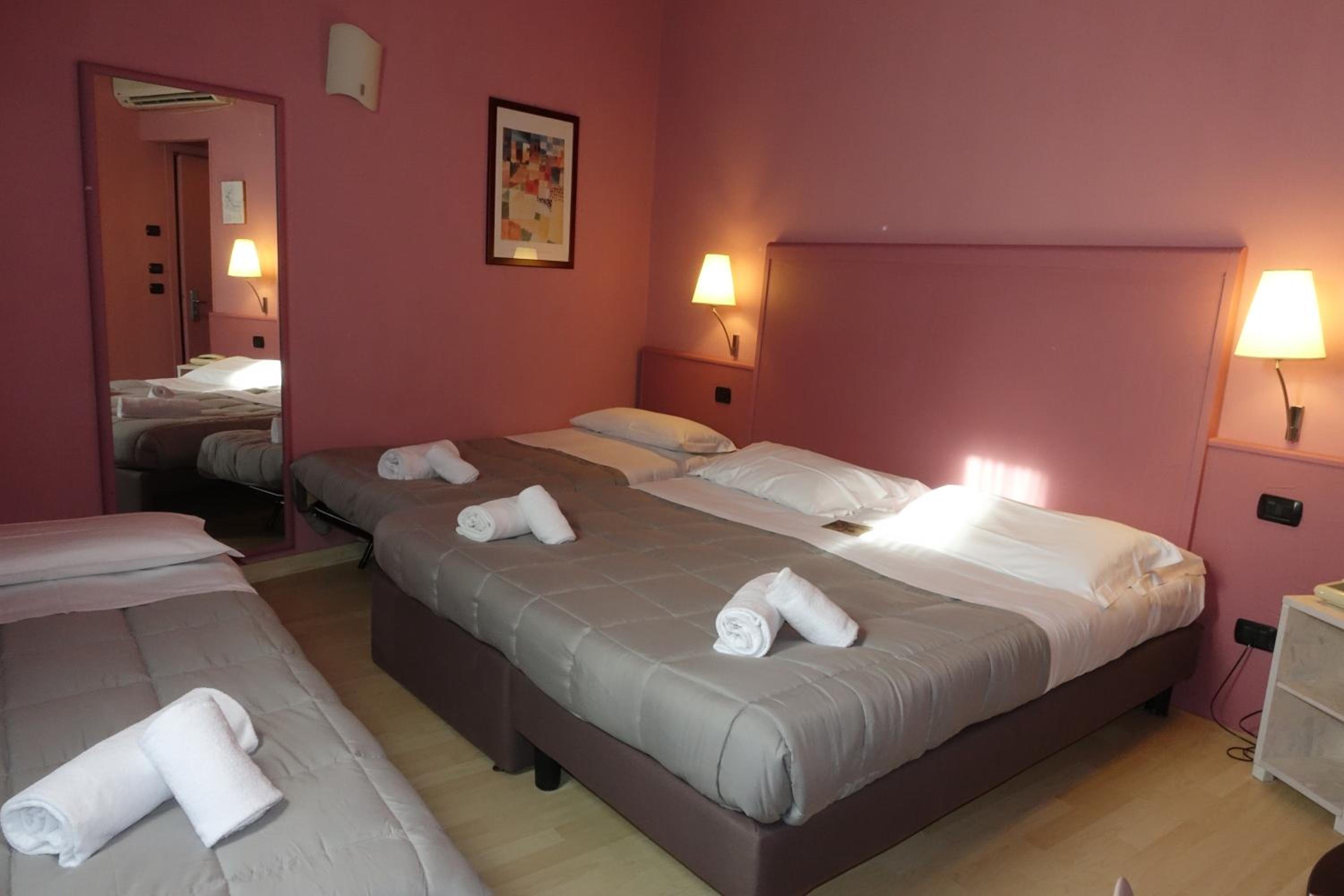 Triple Room - Photo 3