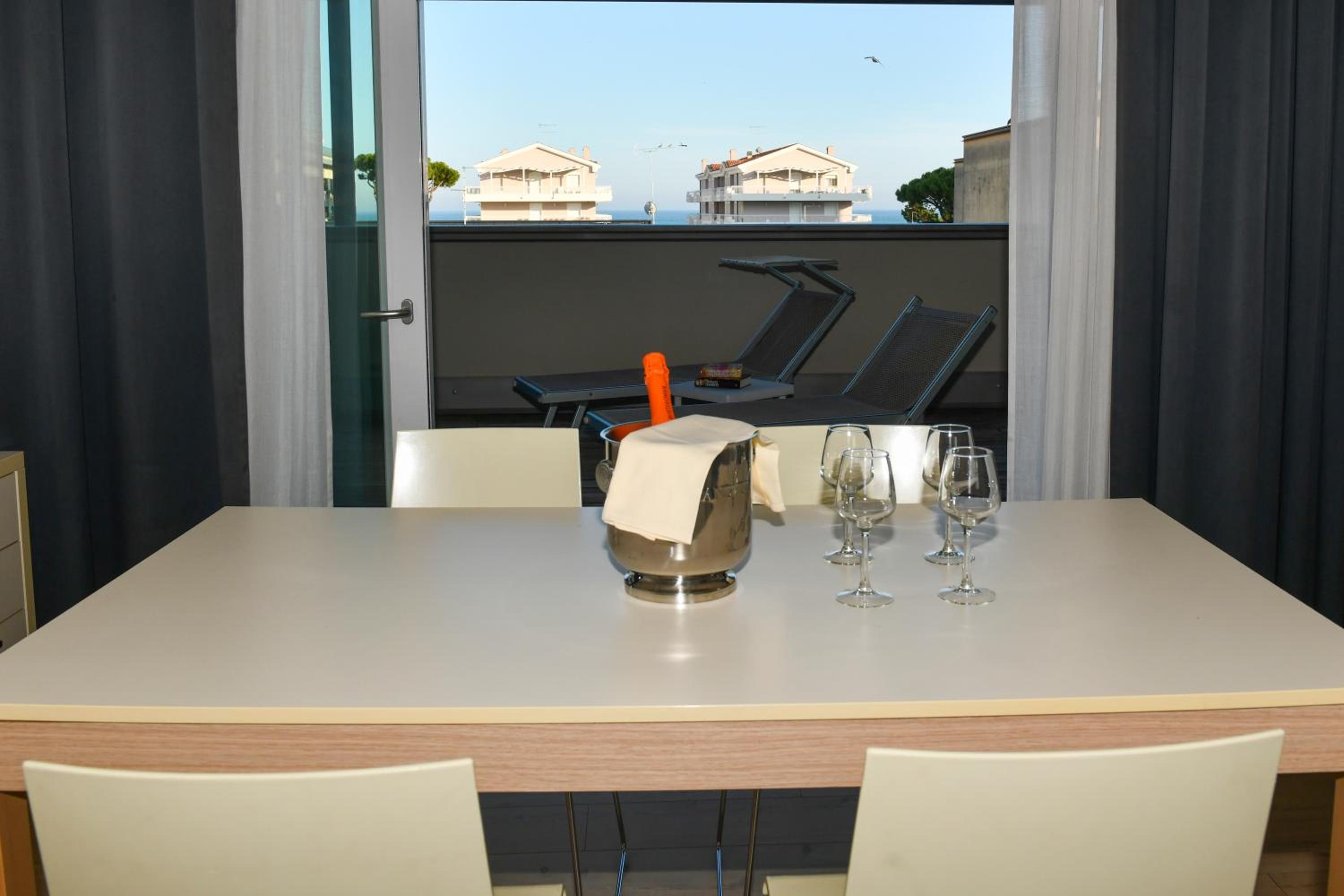 Duplex Apartment with Terrace photo 2