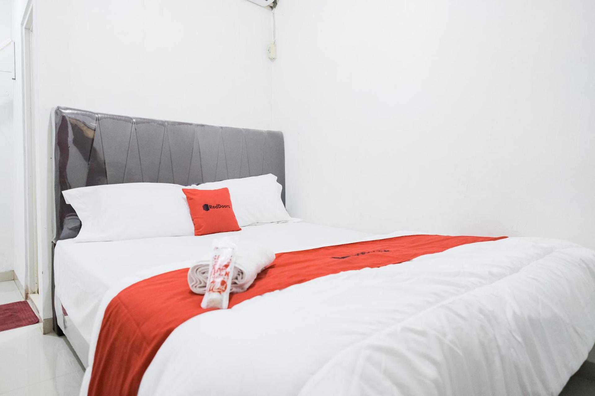 Queen Room - Photo 1