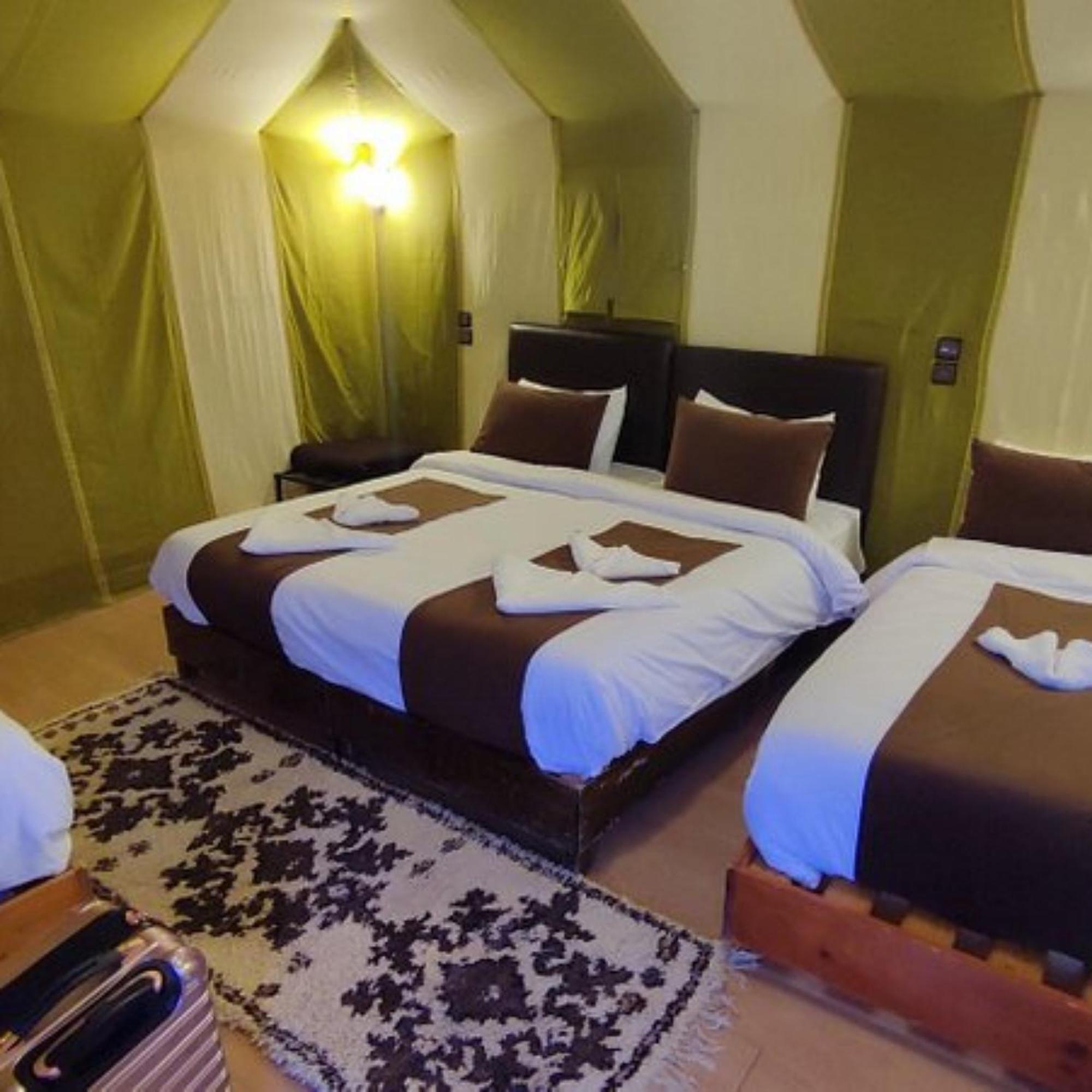 Tent - Photo 98