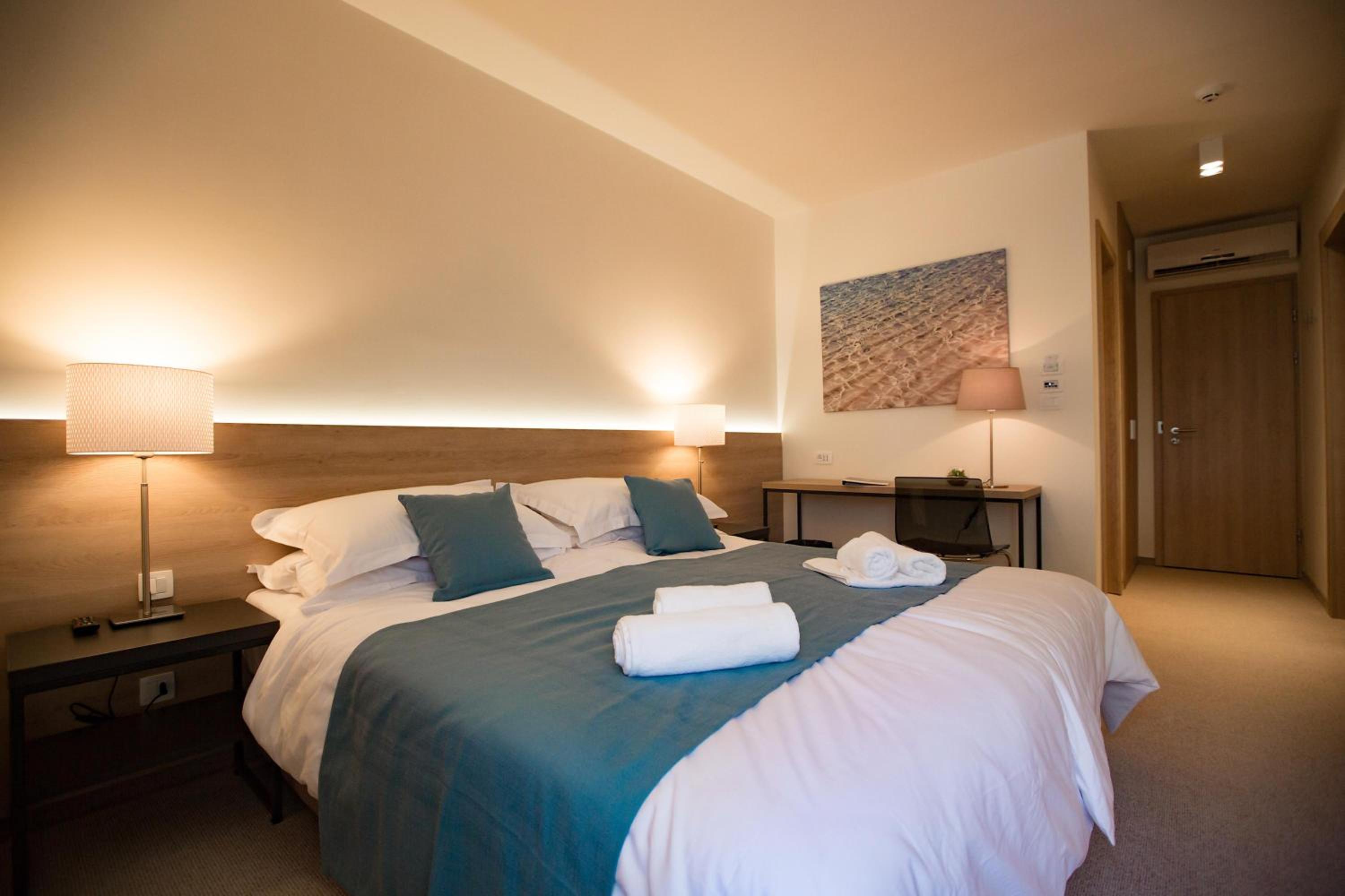 Superior Double Room with Balcony and Sea View photo 2