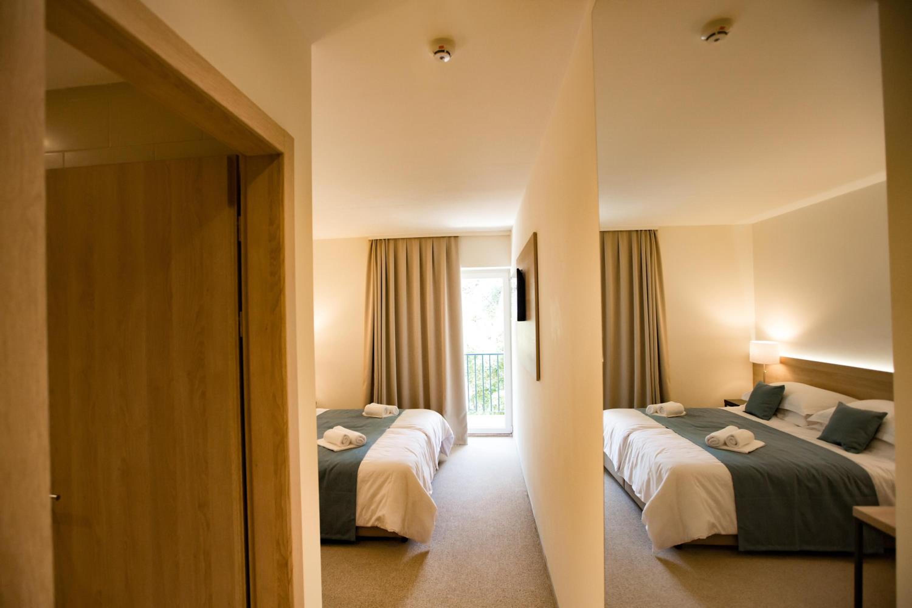 Economy Room