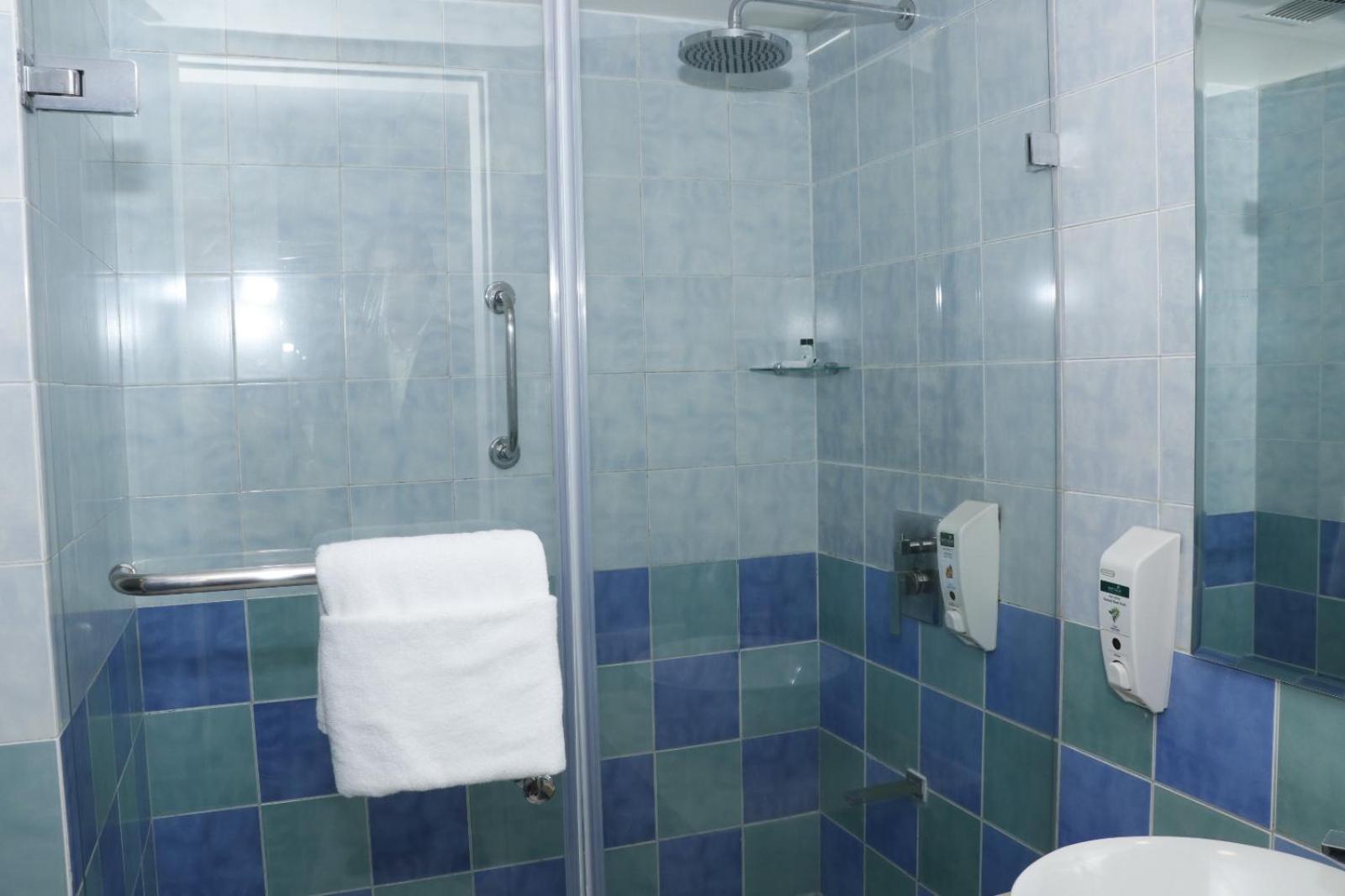 1 Double Bed, Superior Room (Self-Checkin facility) - Photo 5