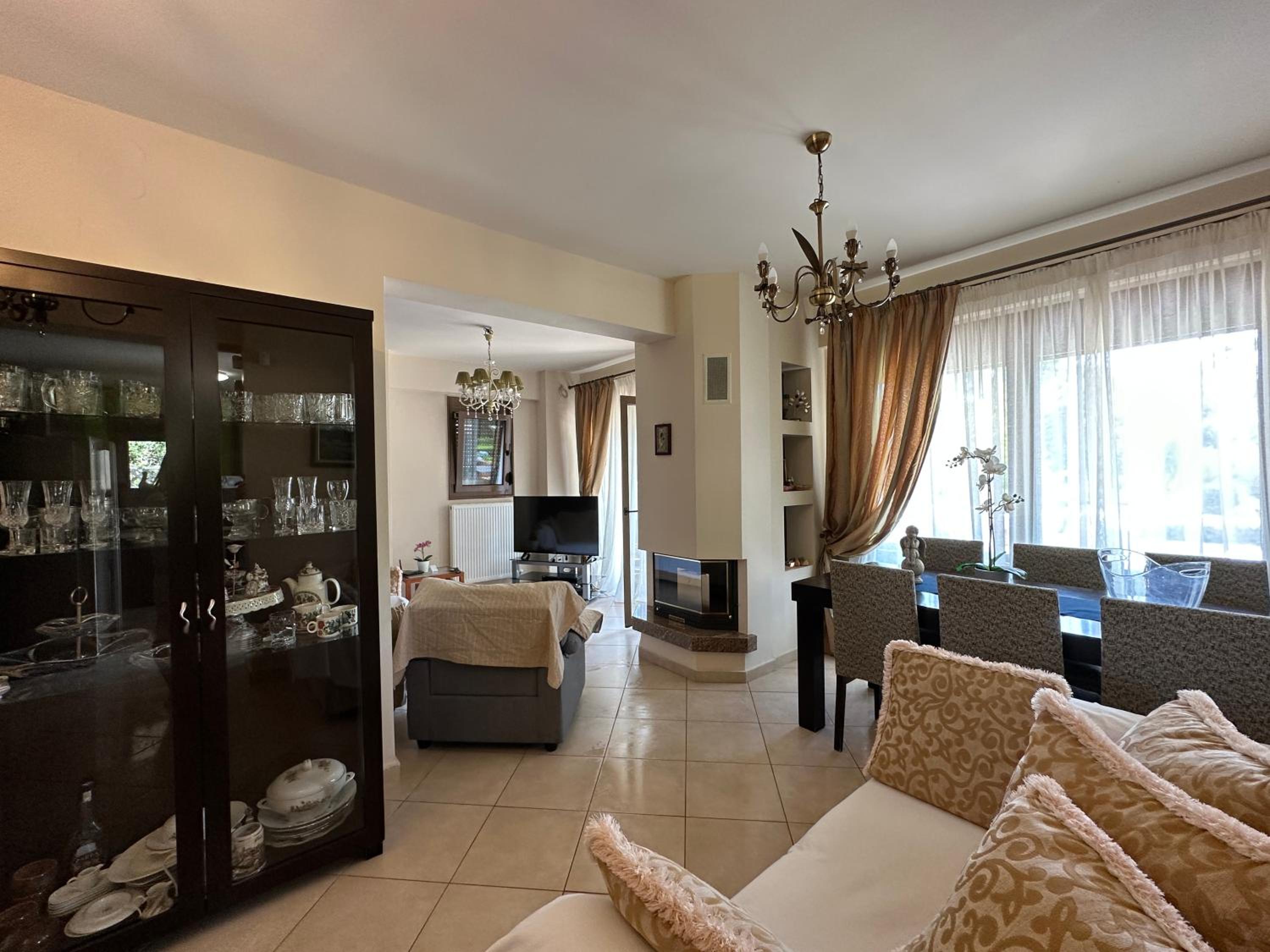 Villa photo 1