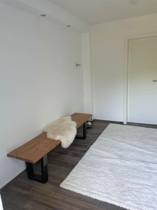 One-Bedroom Apartment photo 3