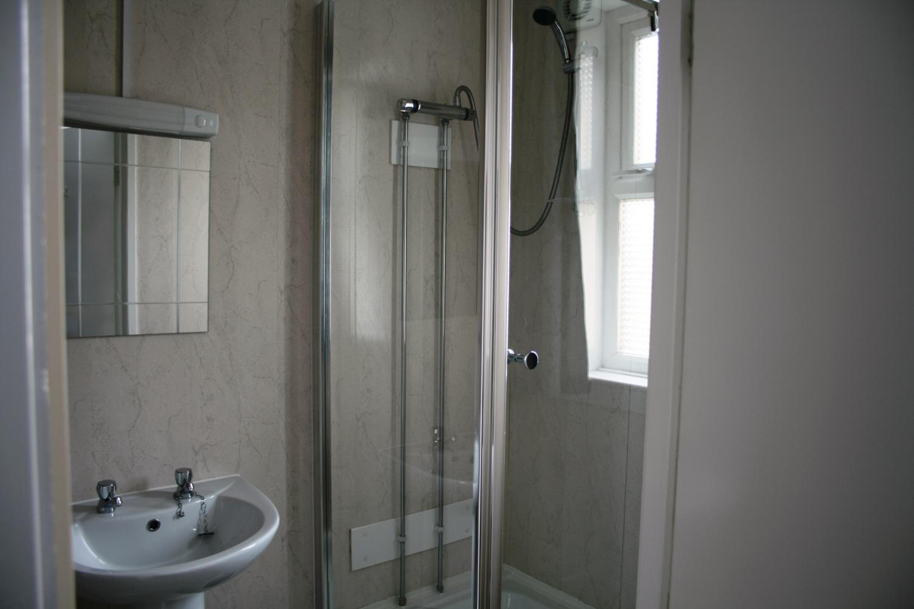 Large Double Room photo 2
