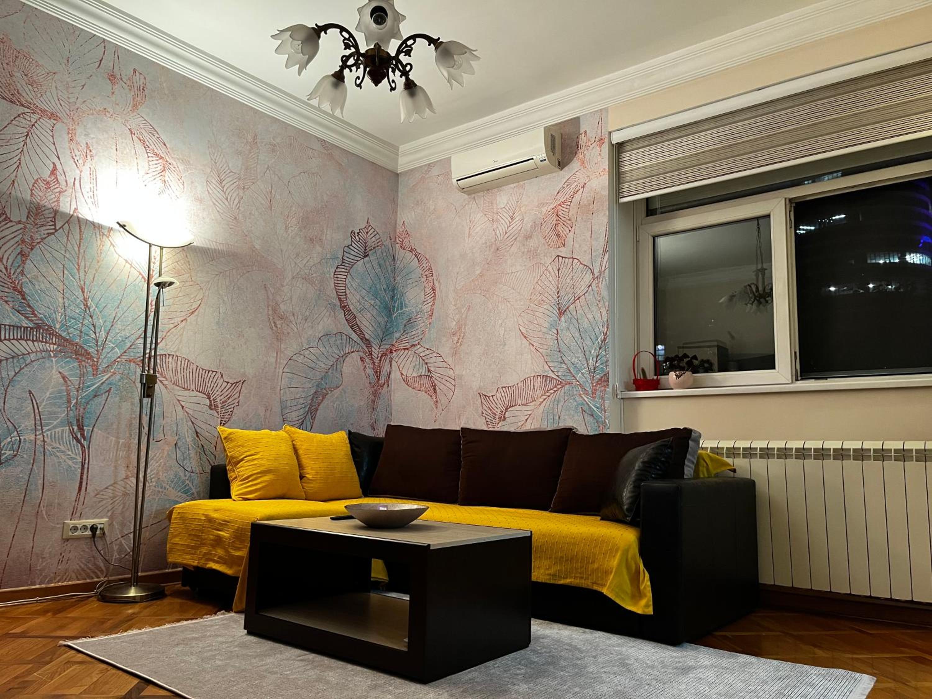 One-Bedroom Apartment photo 3