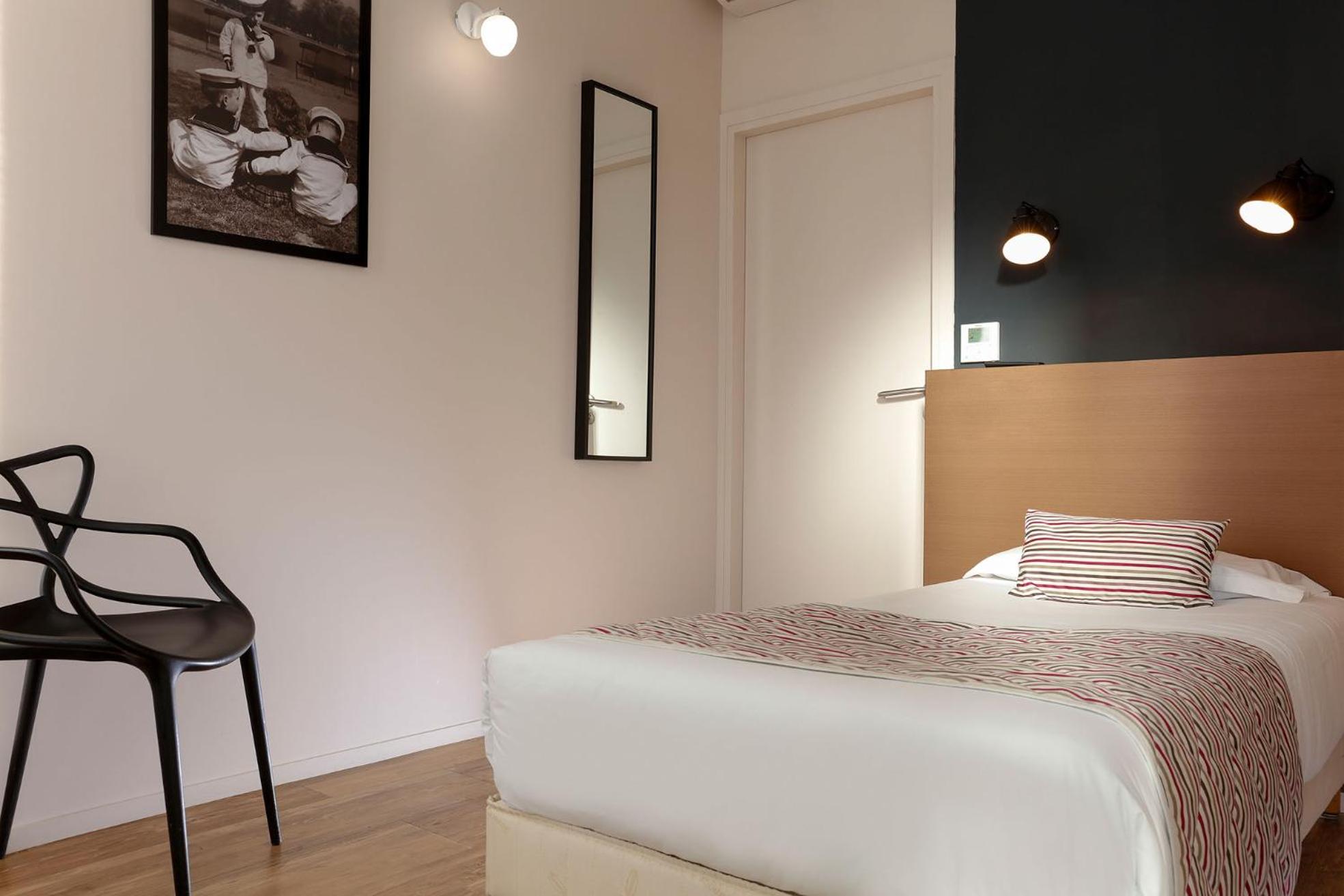 Single Room photo 3