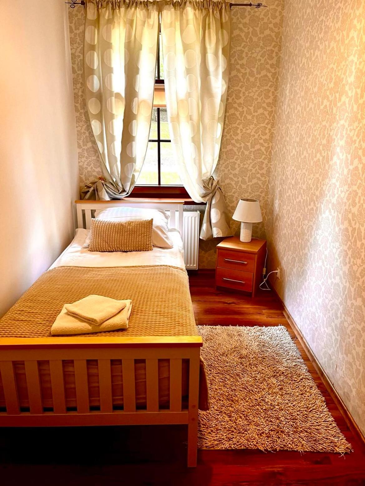 Single Room with Private Bathroom photo 1