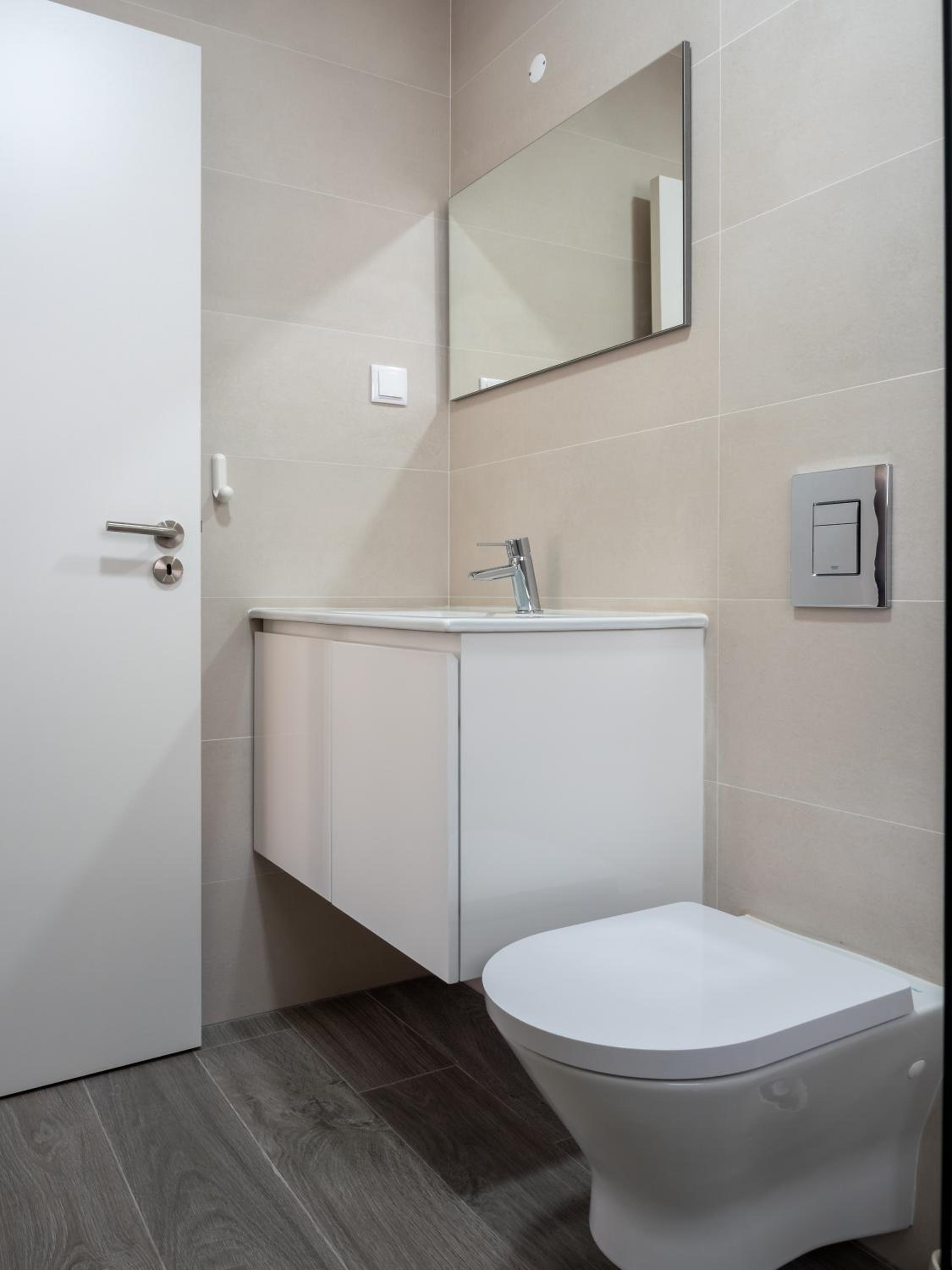 Apartment - Ground Floor photo 2