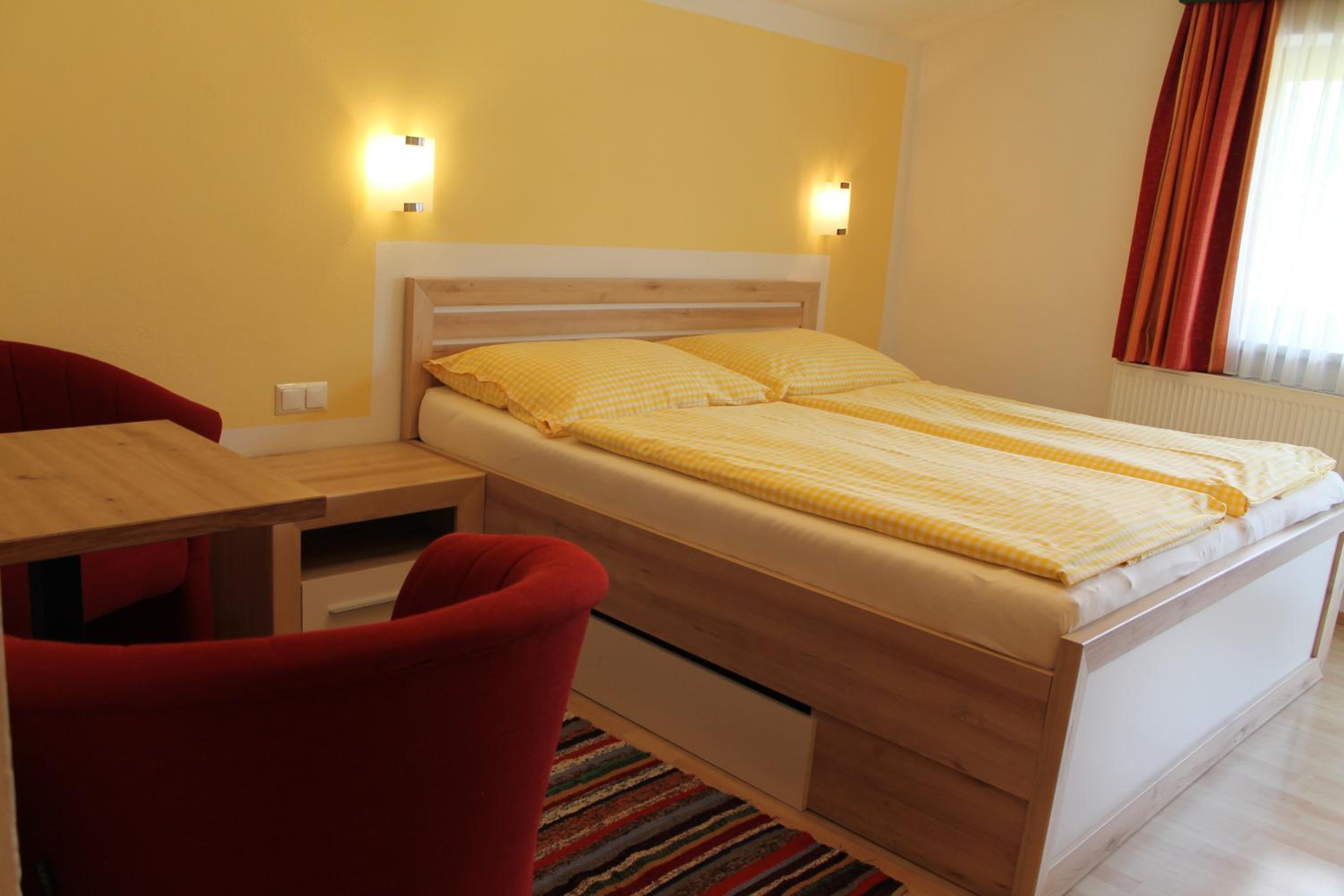 Double Room with Mountain View