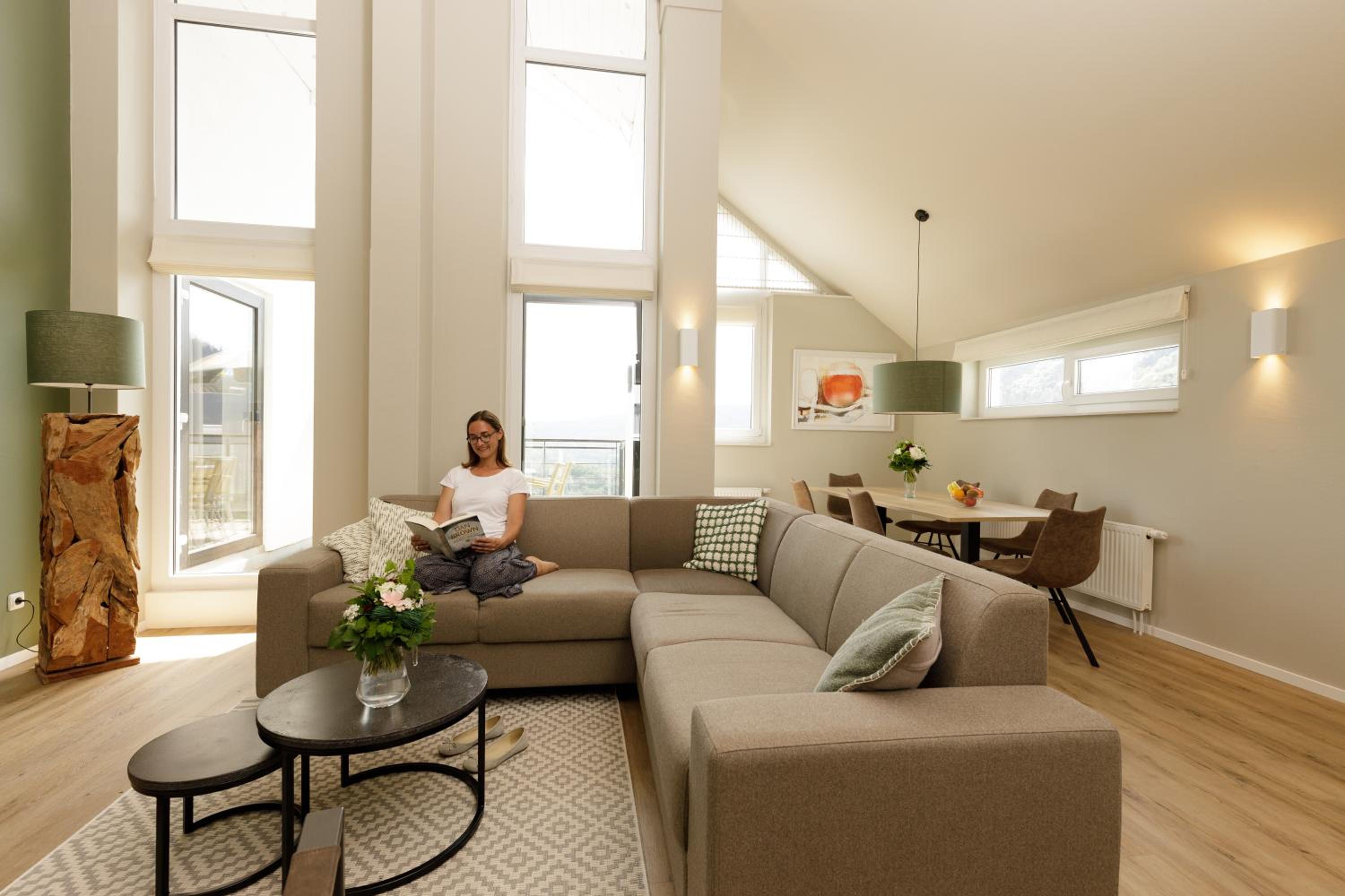 Three-Bedroom Apartment - Photo 10