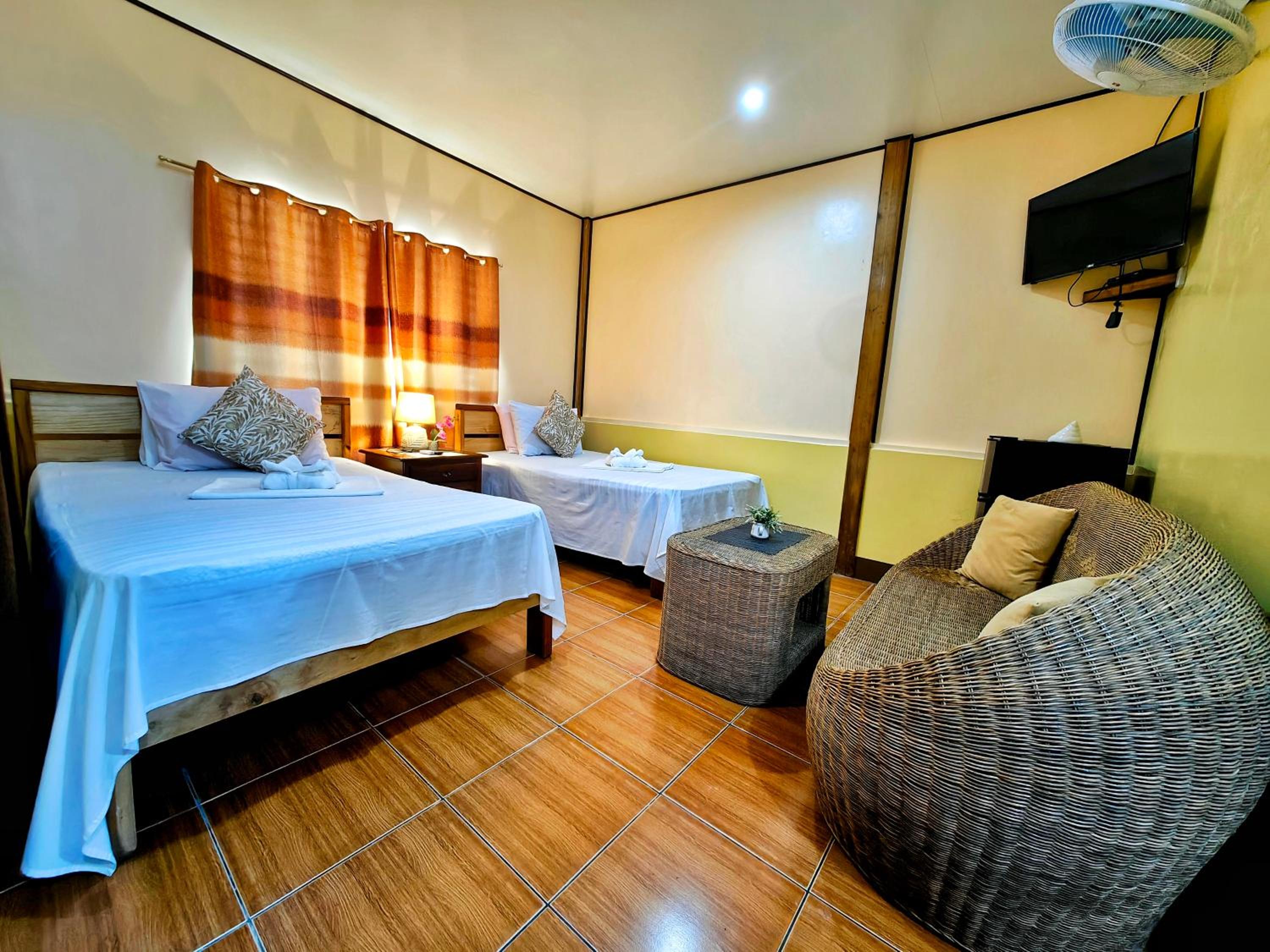 Deluxe Double Room with Balcony and Sea View photo 1