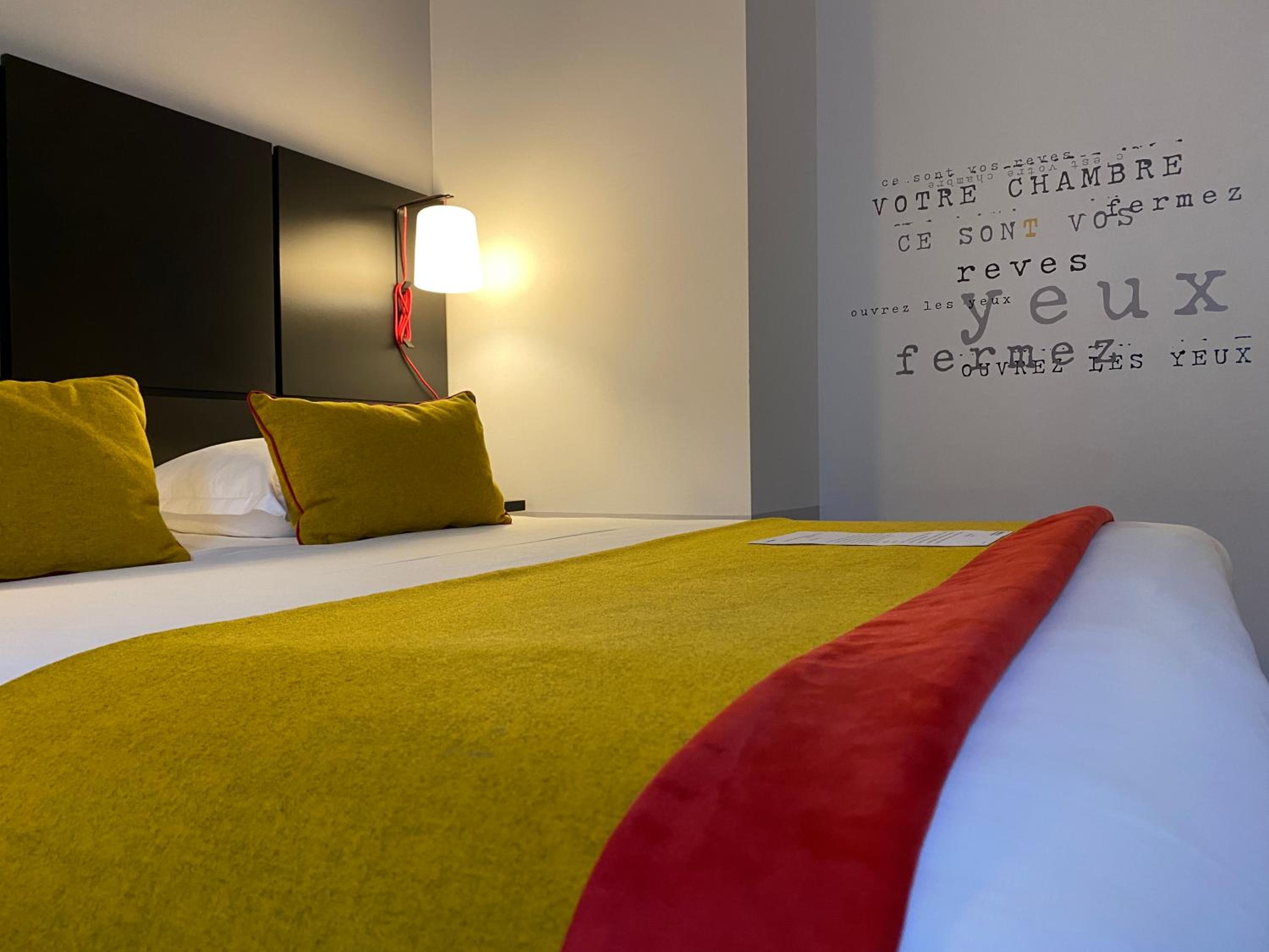 Standard Queen Room - Photo 4
