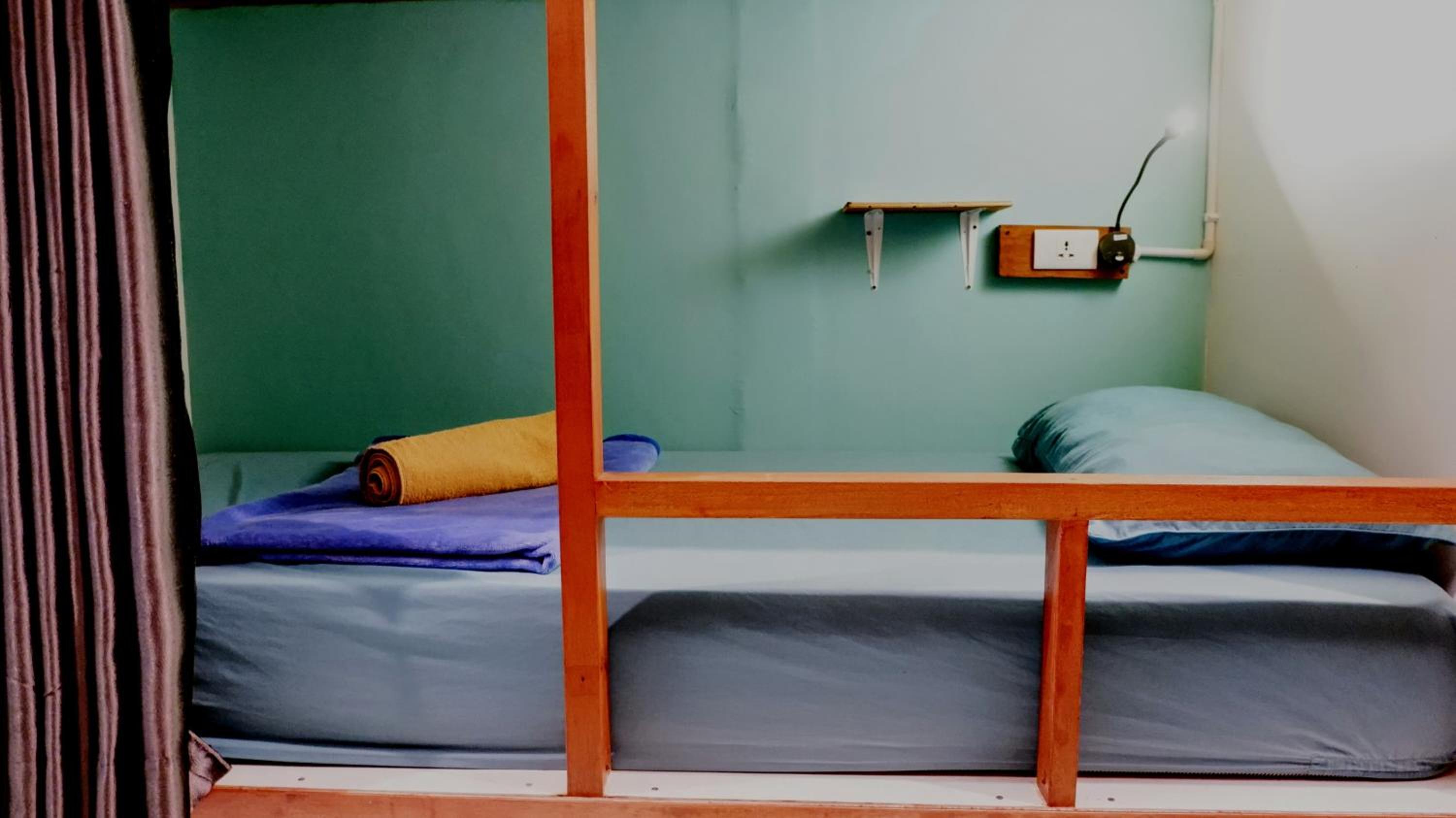 Single Bed in Mixed Dormitory Room photo 1