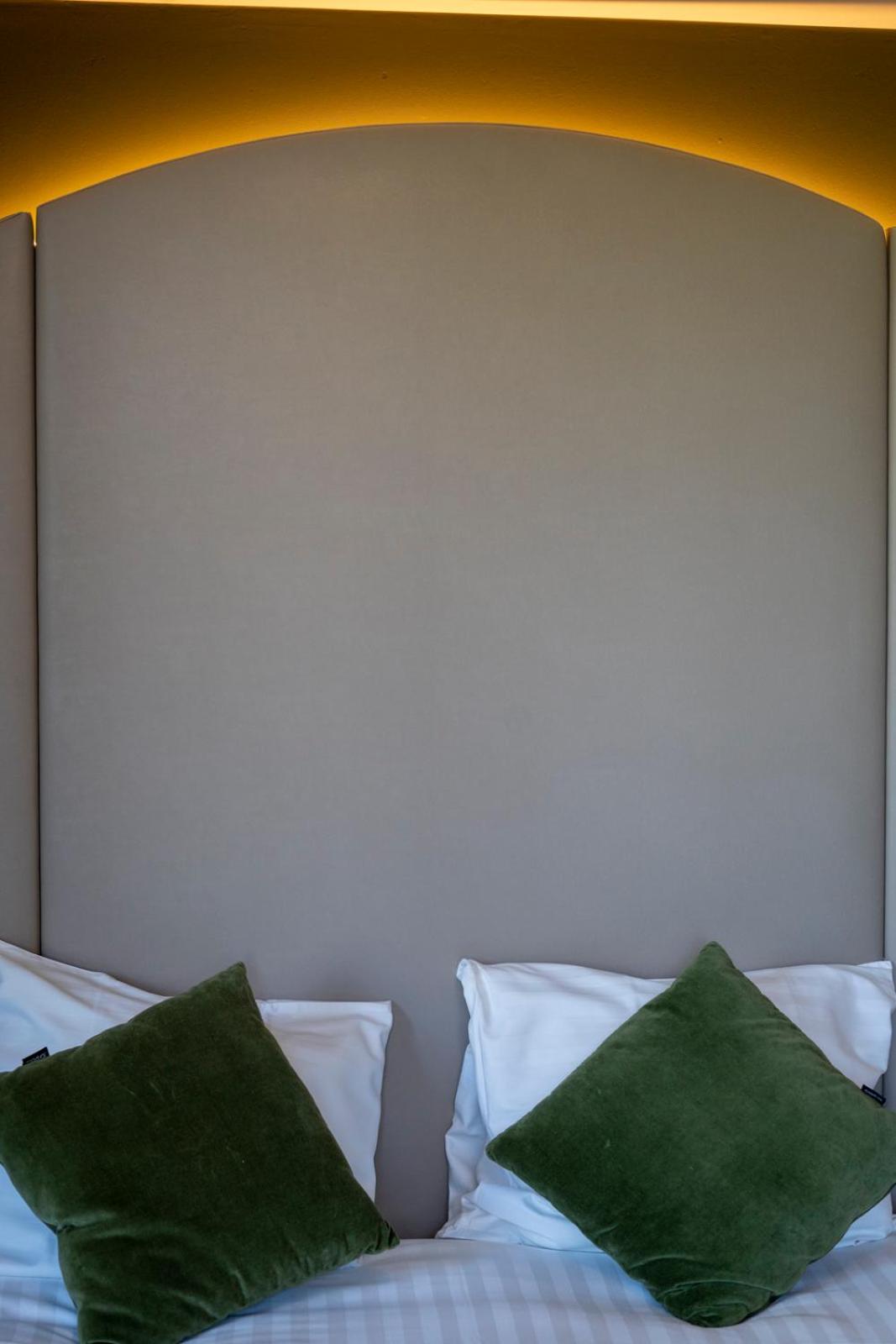 Twin Room - Photo 7