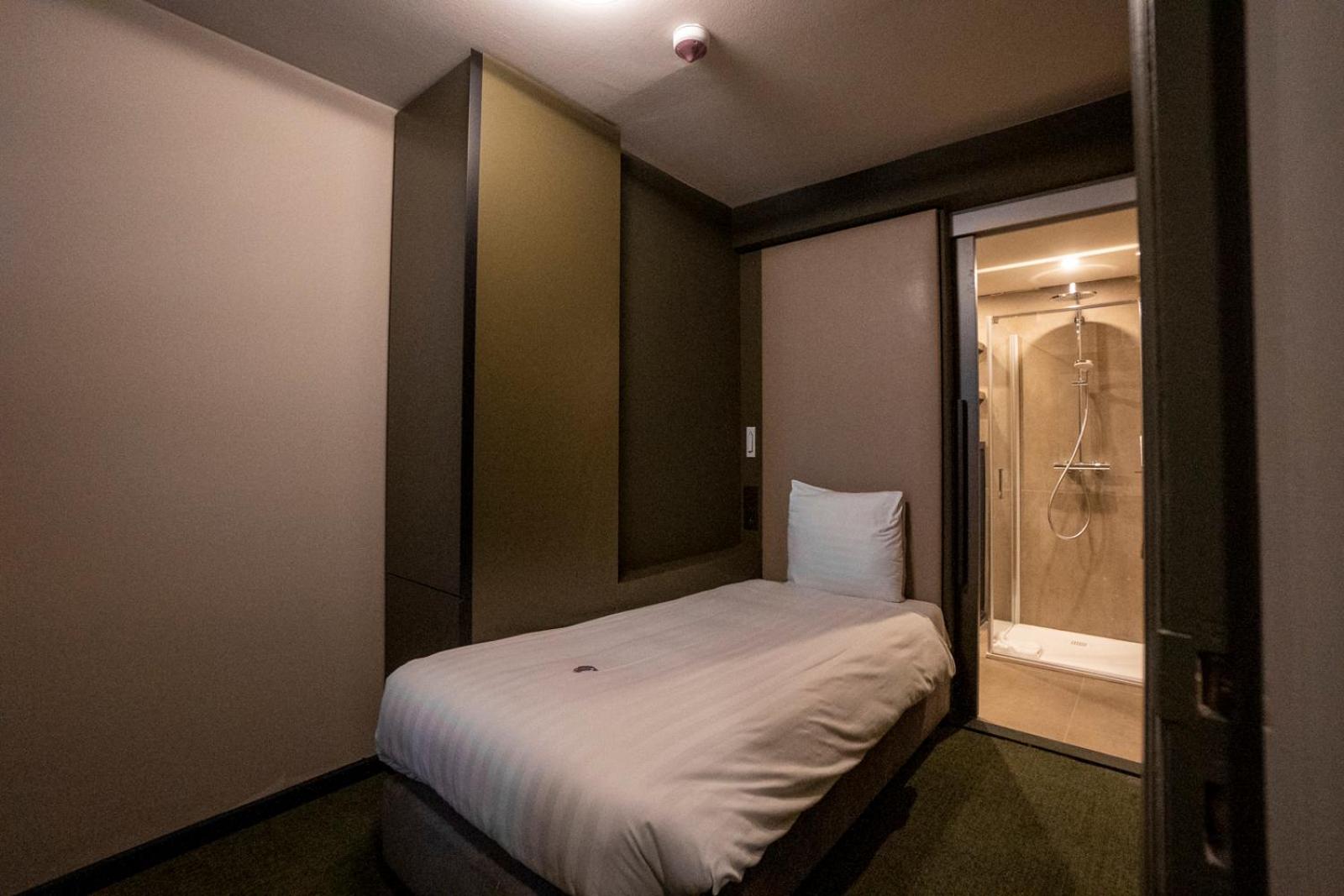 Single Room photo 1