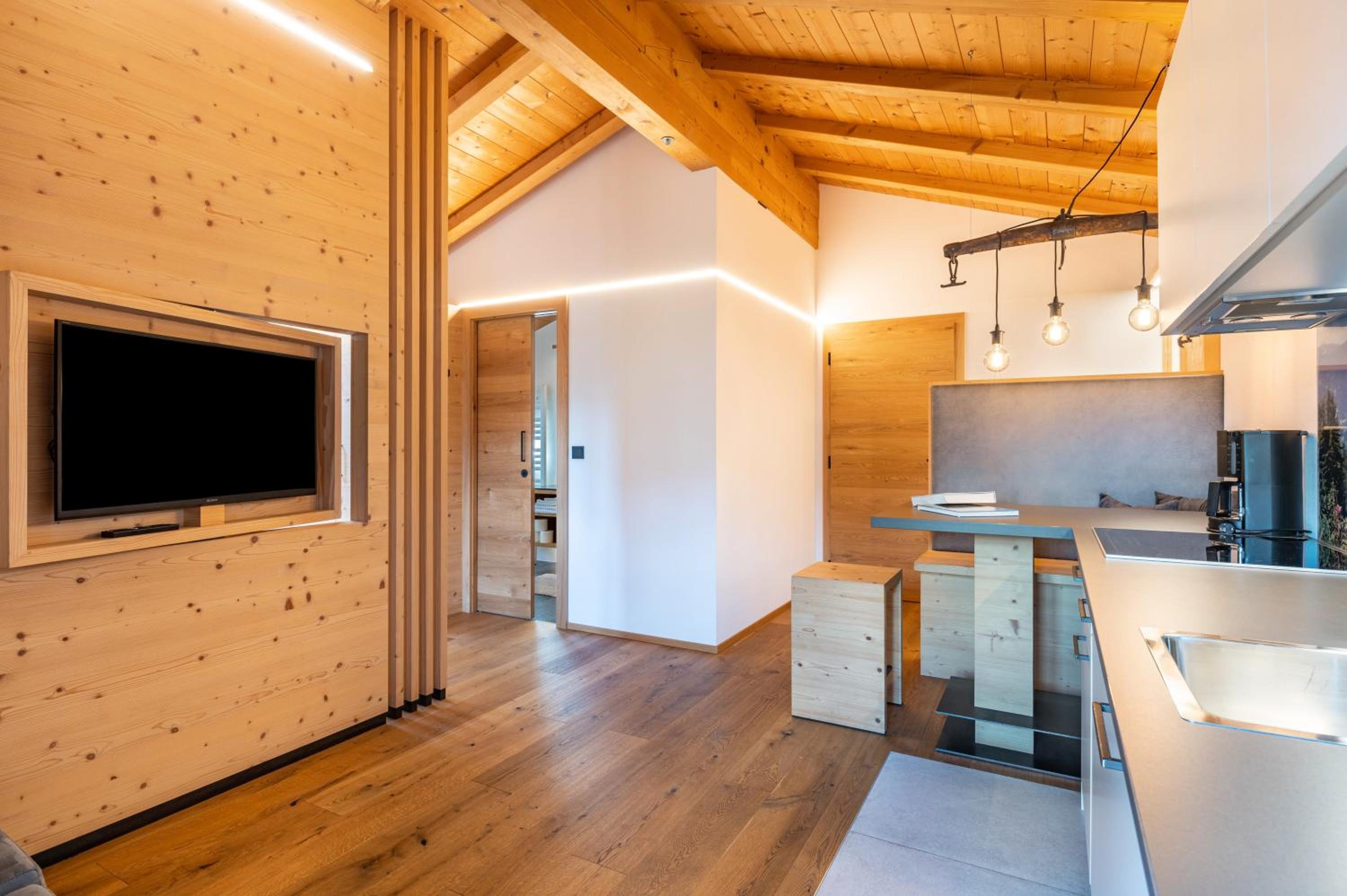 One-Bedroom Apartment with Garden View
