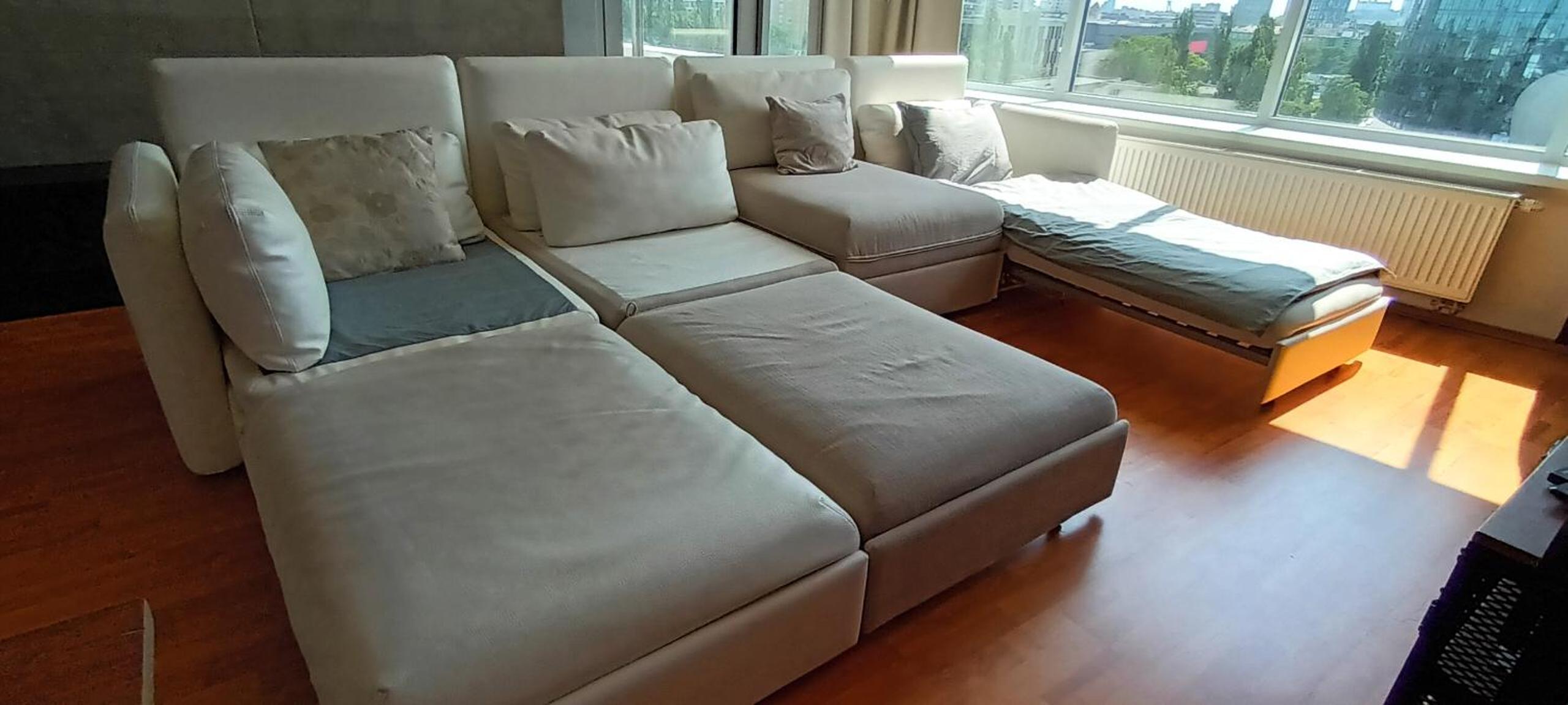 Apartment with Balcony - Photo 22