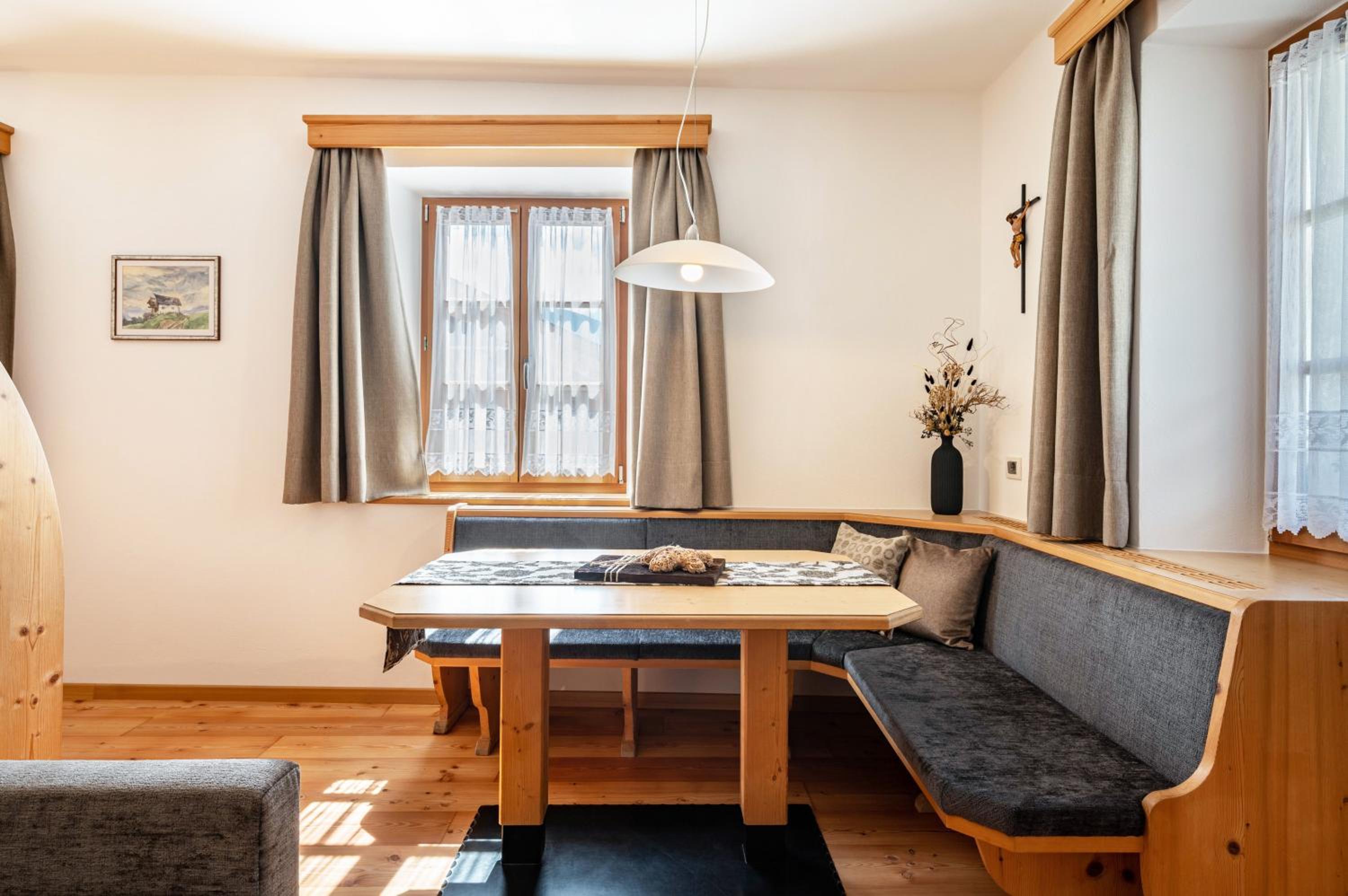 One-Bedroom Apartment with Garden View photo 2