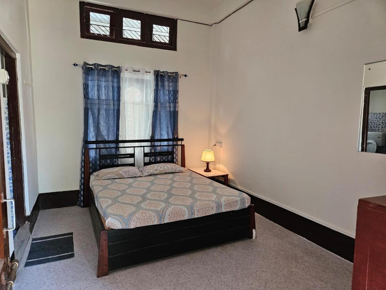 Economy Double Room photo 1