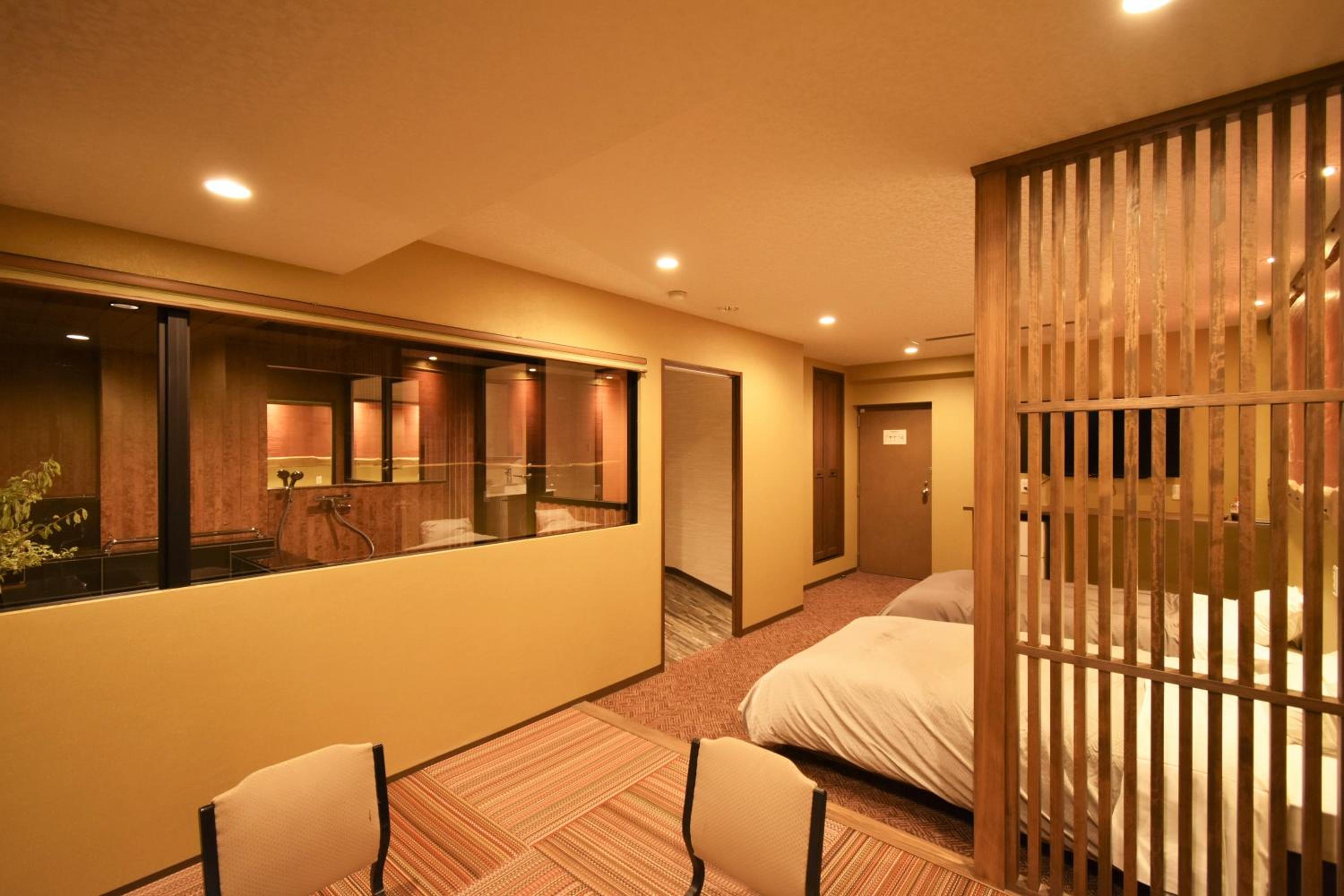 Suite with Spa Bath