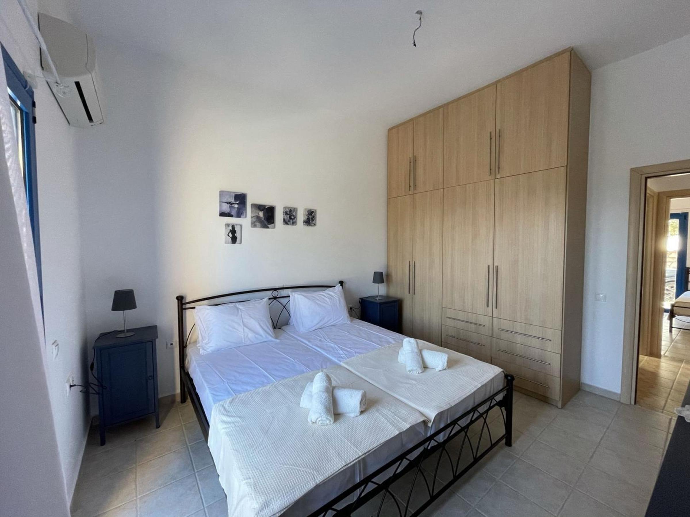 Two-Bedroom House photo 3