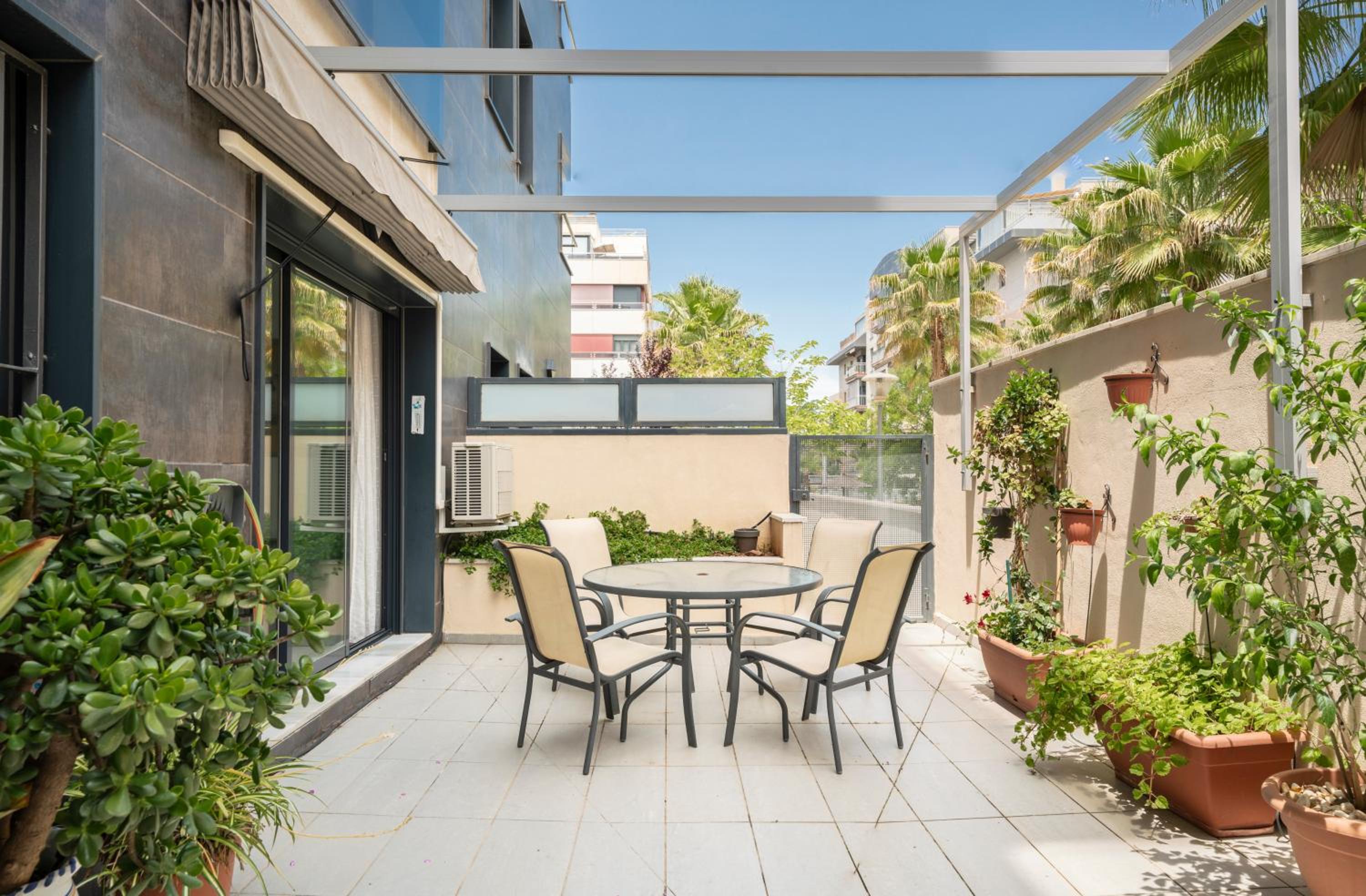 Suite with Terrace - Photo 24